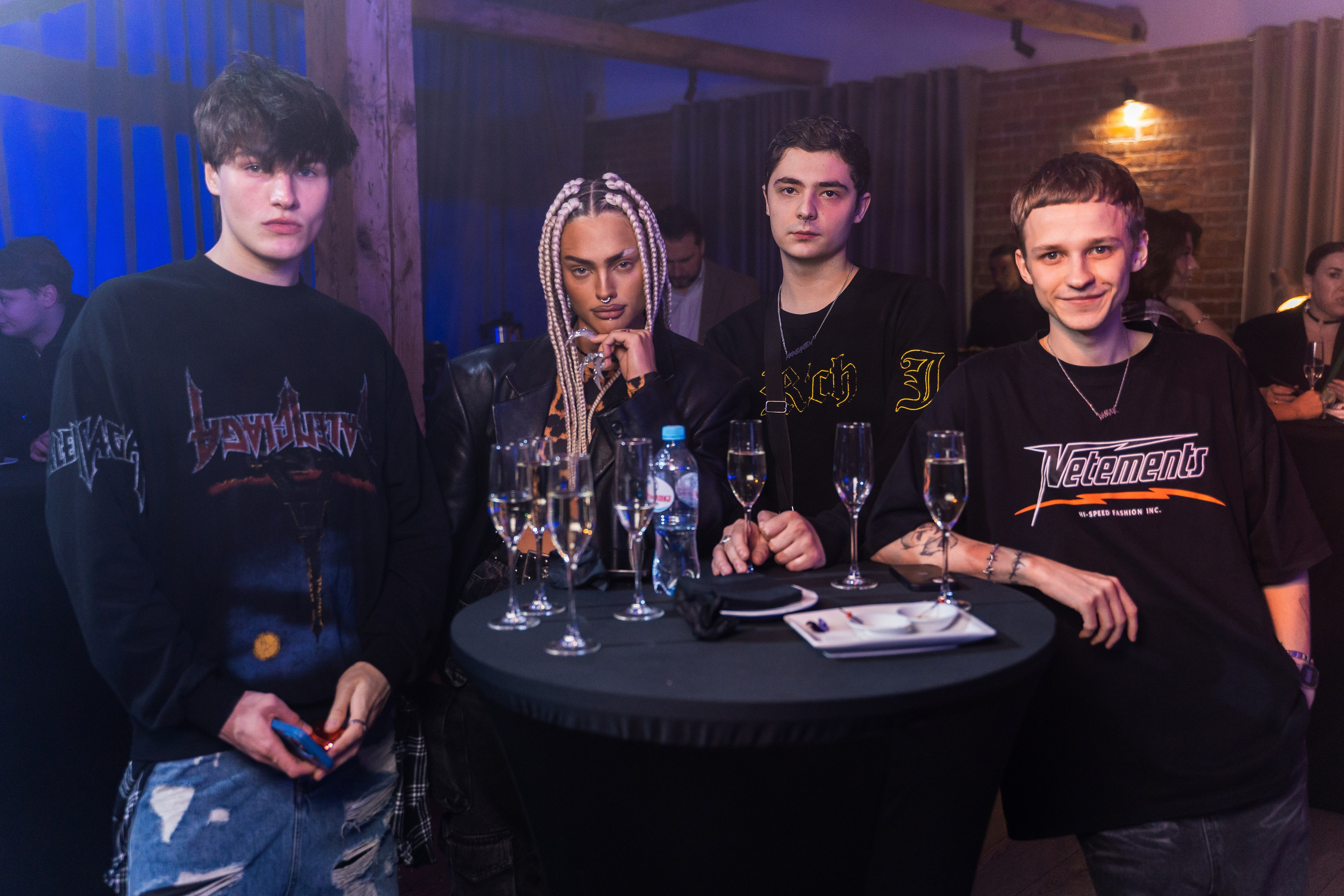 Презентация приложения Twingle. Фотограф — Матвеев Роман