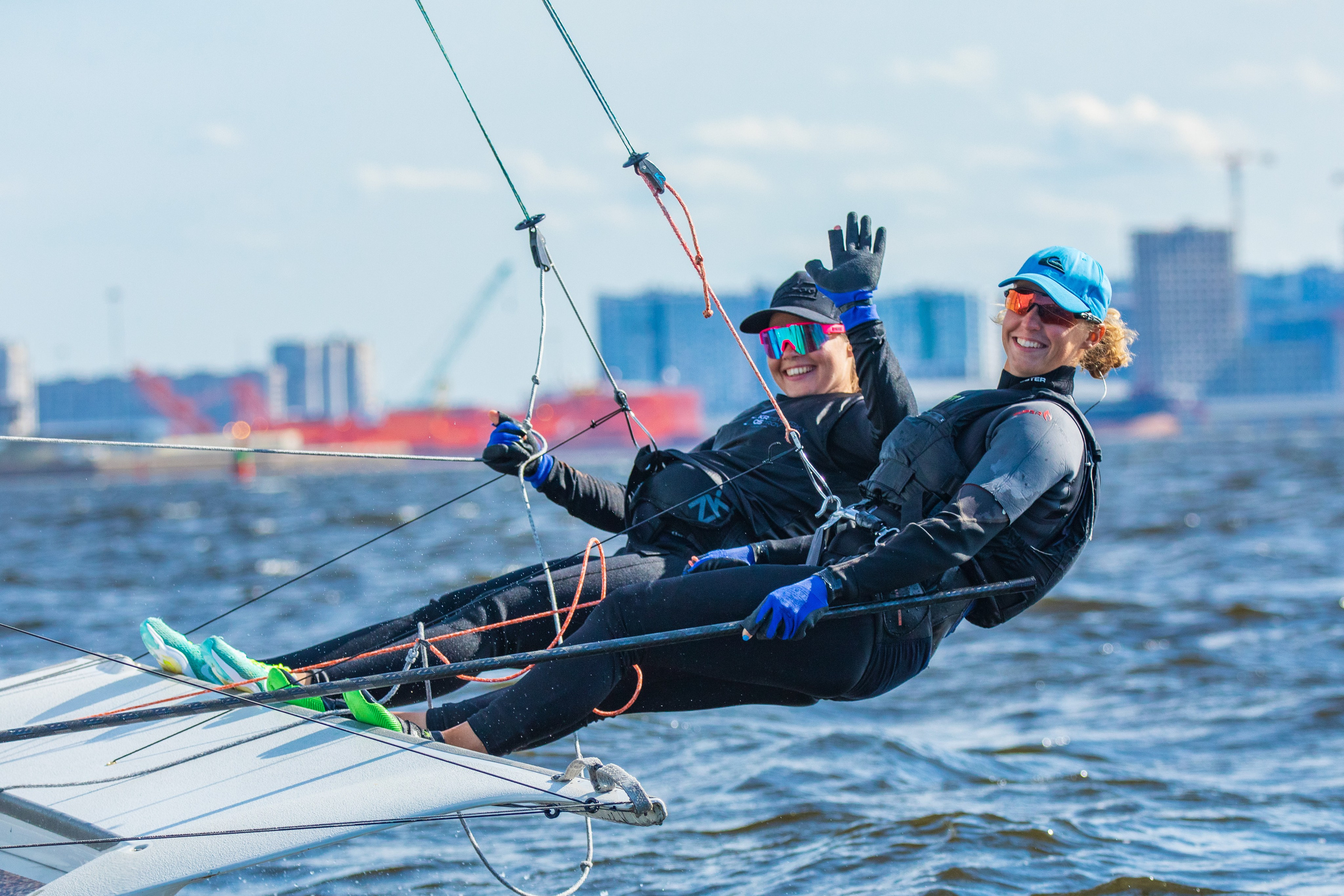 Яхтсмены на тренировке в Финском заливе СПб.