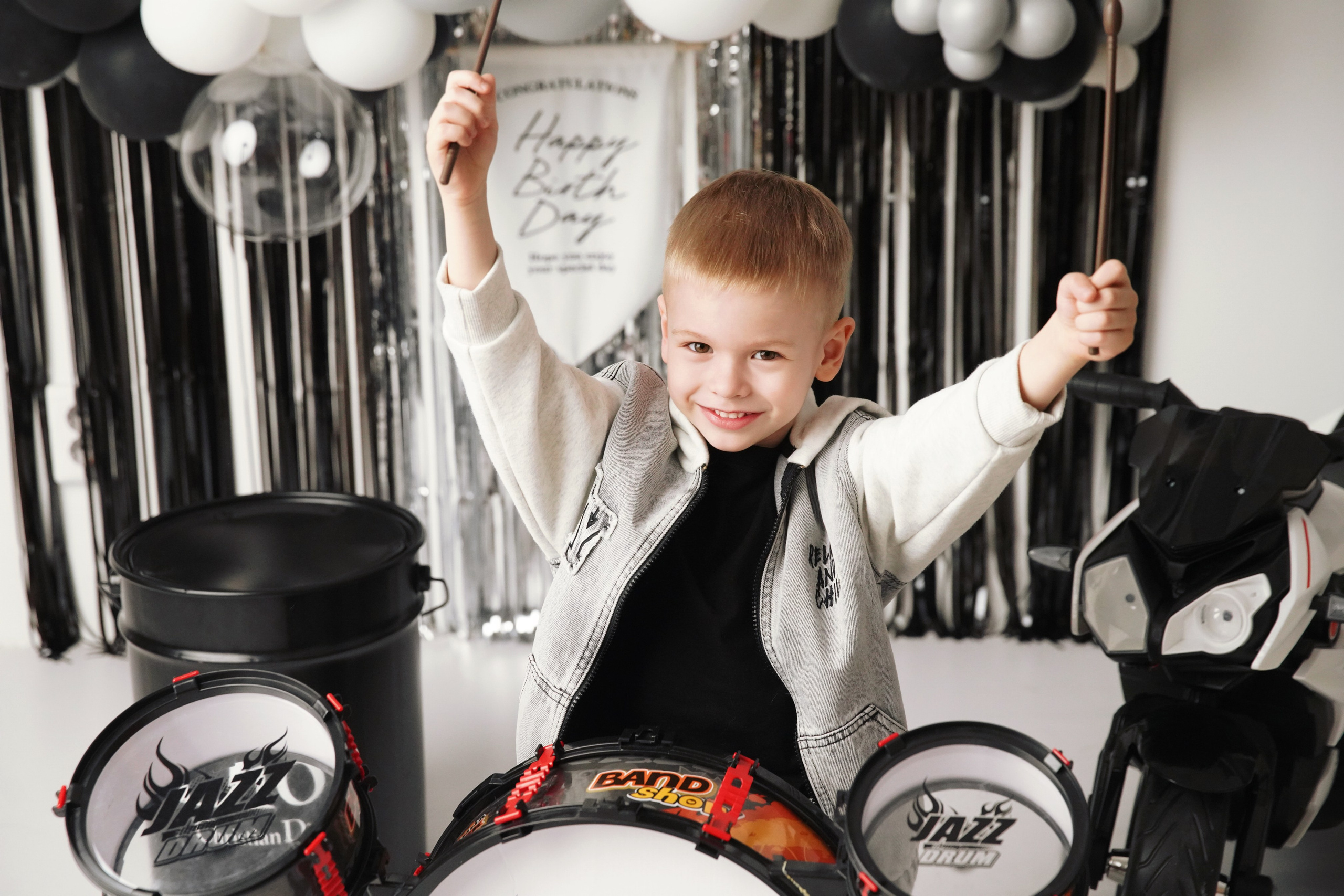 Байкер. Фотограф новорожденных. Семейный и детский фотограф в городе Сургуте