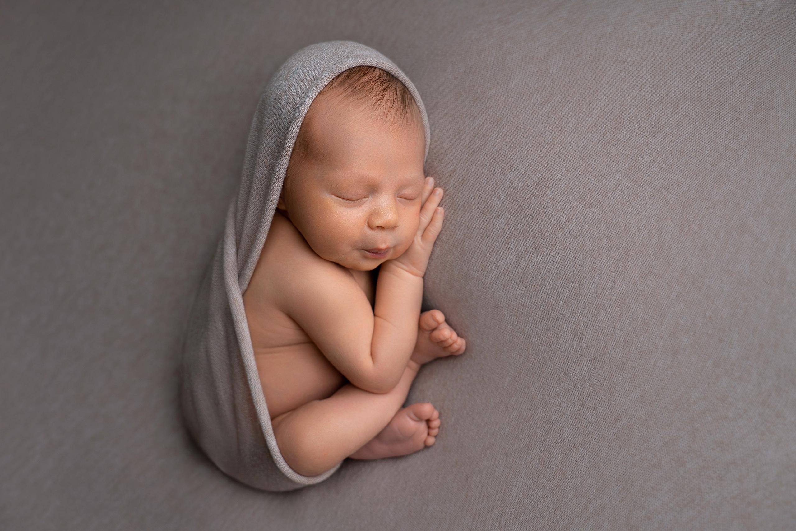 Ньюборн. Фотограф новорожденных Оренбург и свадебный фотограф Оренбург