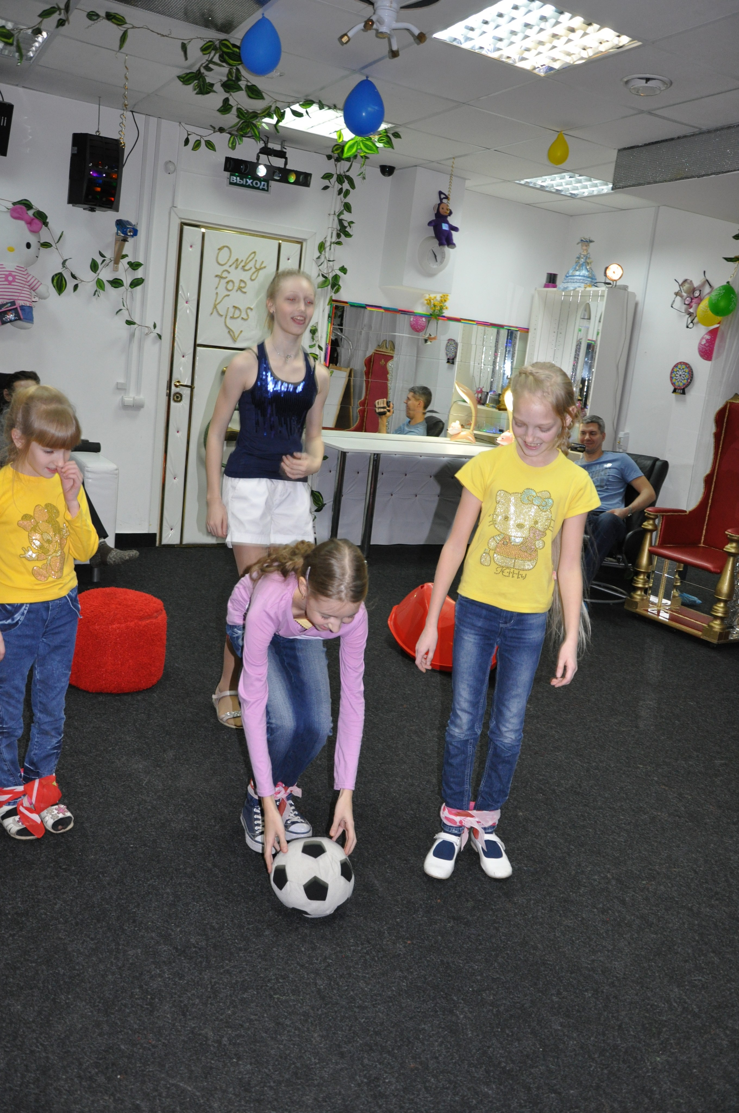 Катя ДР 13 лет 01.12.2012. Семейный, Свадебный фотограф СПБ Питер— Романова Екатерина