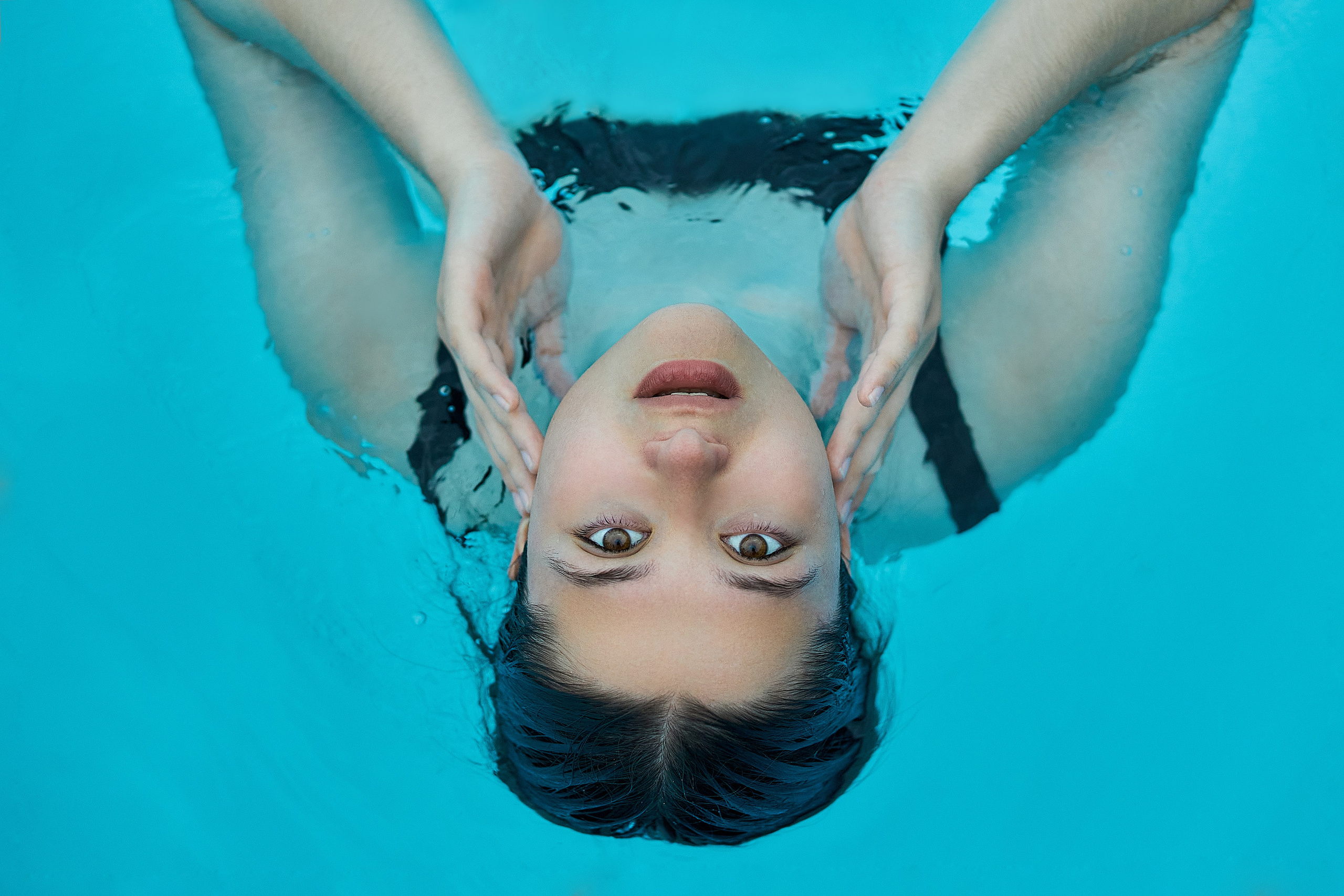 рекламная фотосессия в воде в Самаре