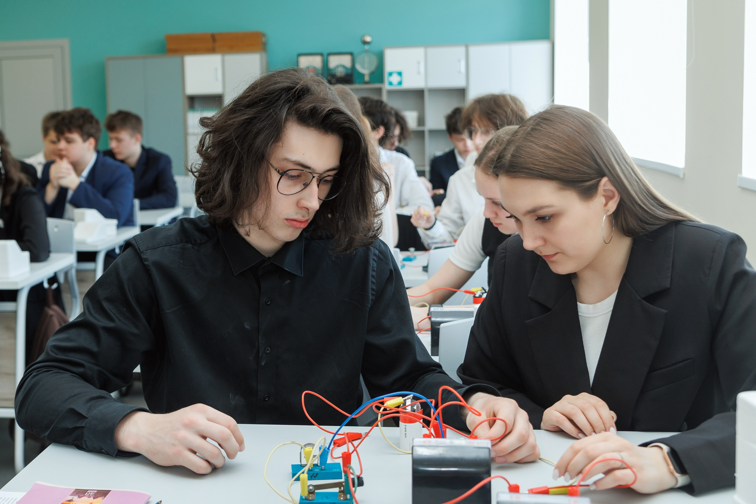 Школьная жизнь: уроки, перемены. Фотограф в Твери и Москве Юлия Бахтамова