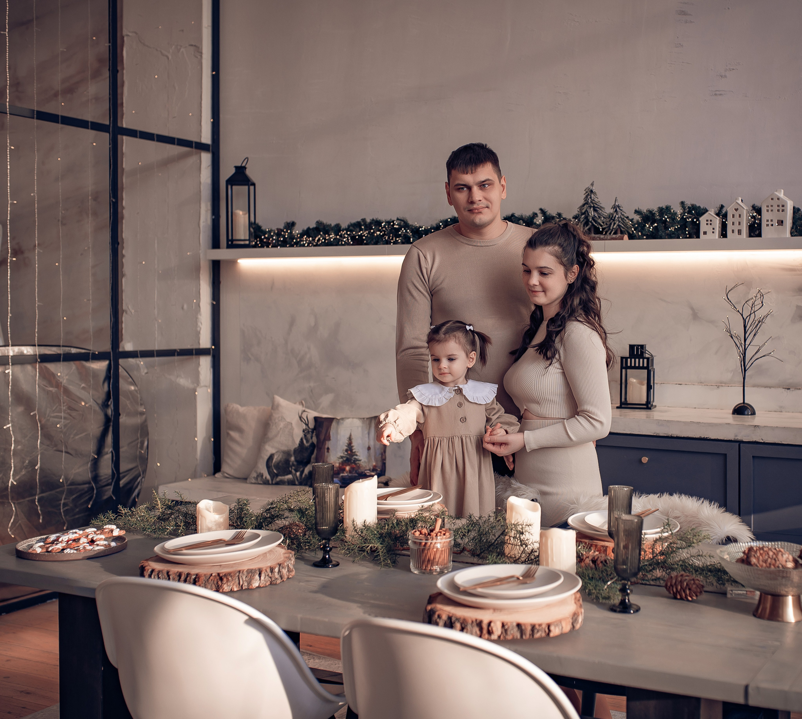 Виктория, Александр, Ванюша и Ариша. Фотографы крещения/венчания  Красноярск Татьяна и Вячеслав Переваловы