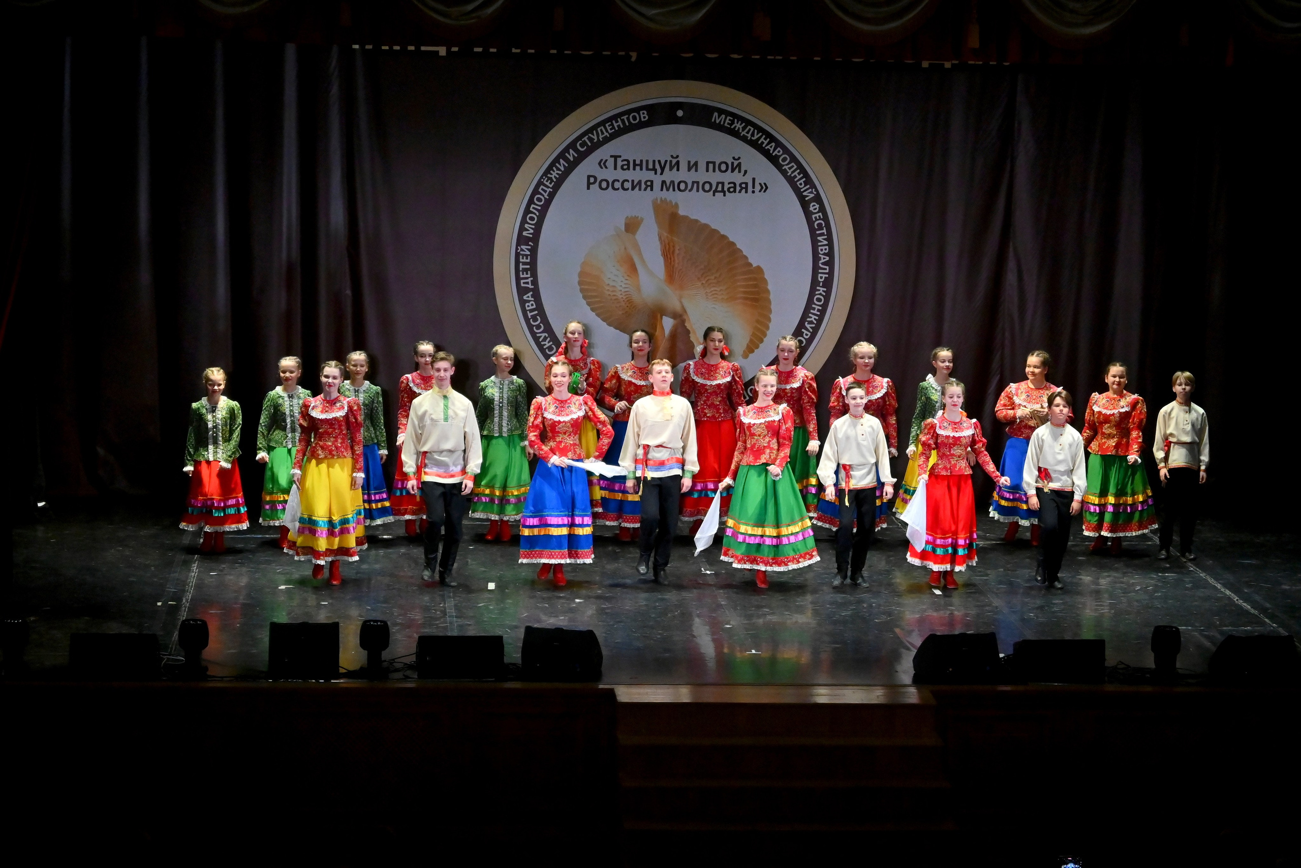 Гала-концерт. Танцуй и пой, Россия Молодая! 22.04.2024. Профессиональный фотограф в Москве Алёна Котова