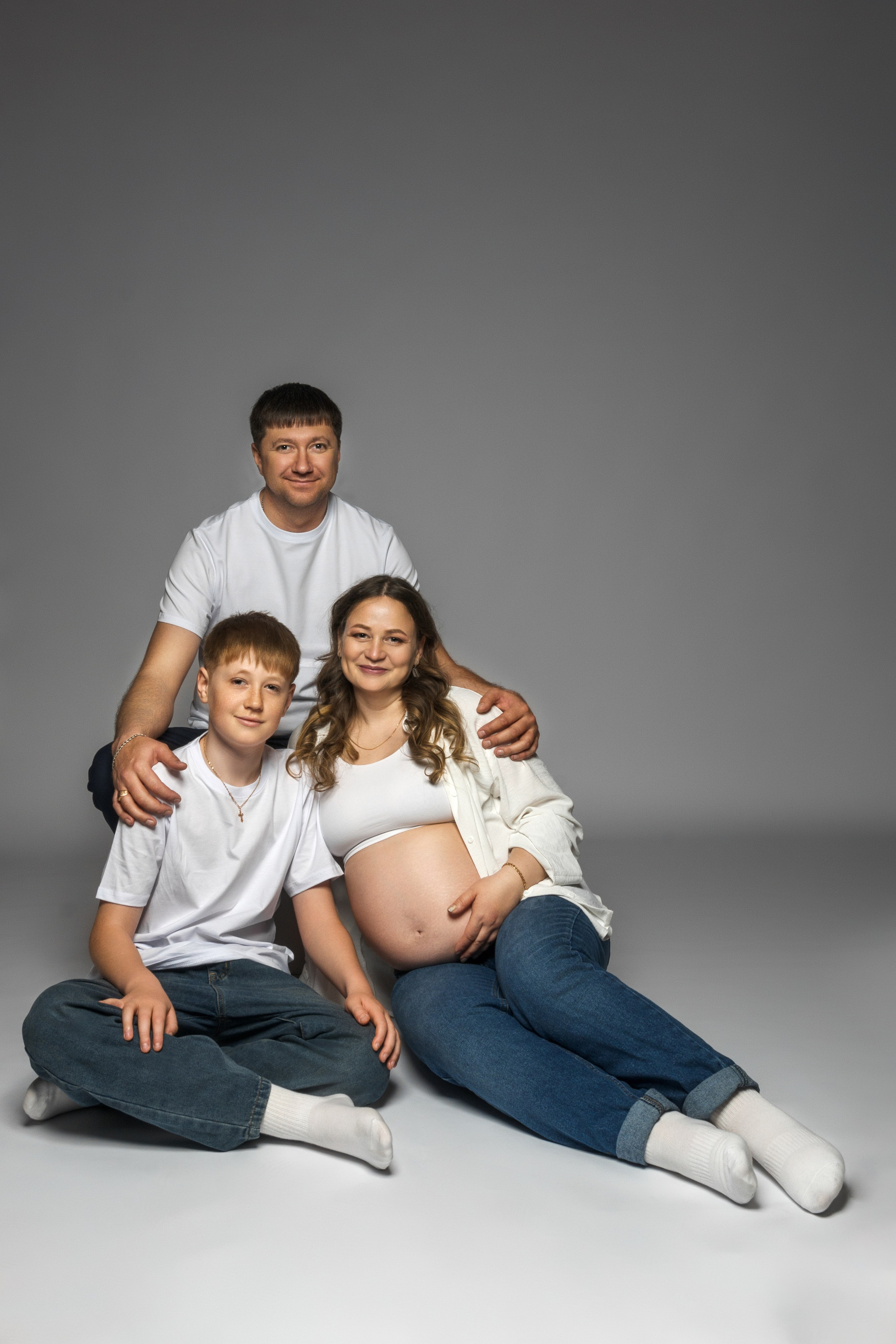 Беременность. Индивидуальные, семейные, студийные съемки в Серпухове и за пределами