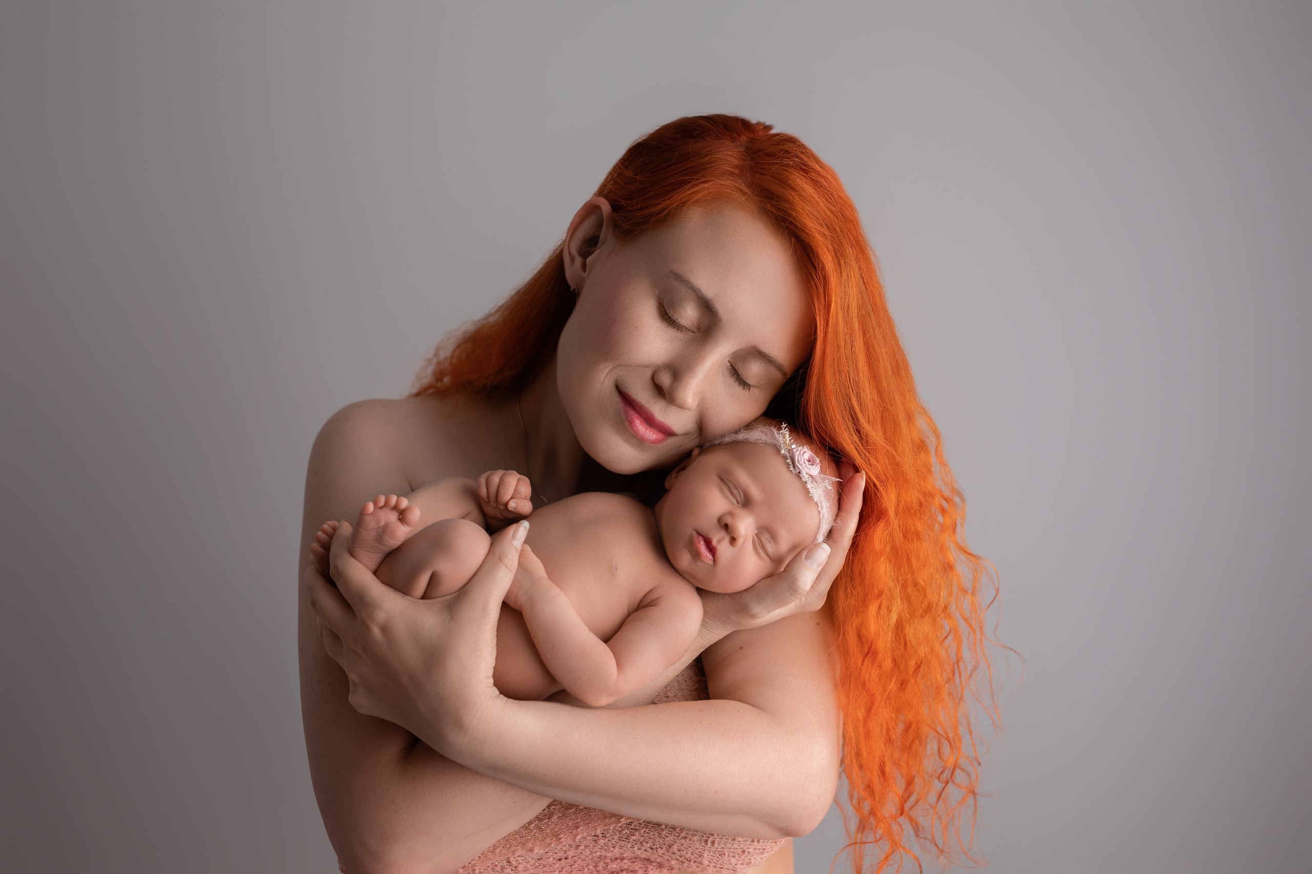 СЕМЕЙНЫЕ ФОТО. Фотограф новорожденных ньюборн в Новосибирске