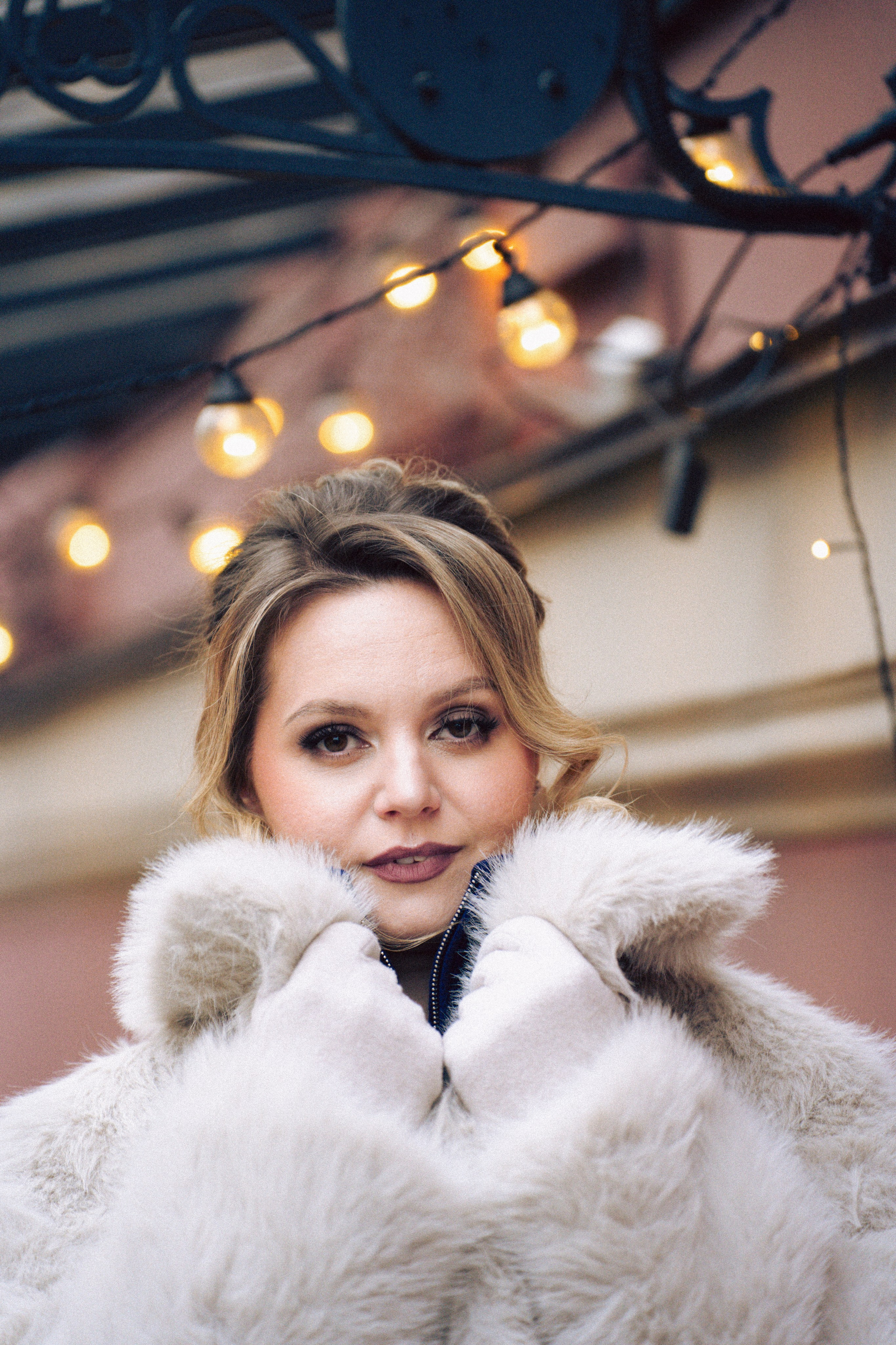 НОВОГОДНЯЯ ФОТОСЕСИИЯ В СТУДИИ ДЛЯ ДЕВУШКИ И ПРОГУЛКА ПО ЧЕРНЫШЕВСКОЙ. Профессиональный фотограф, Санкт-Петербург — Виктория Богомолова