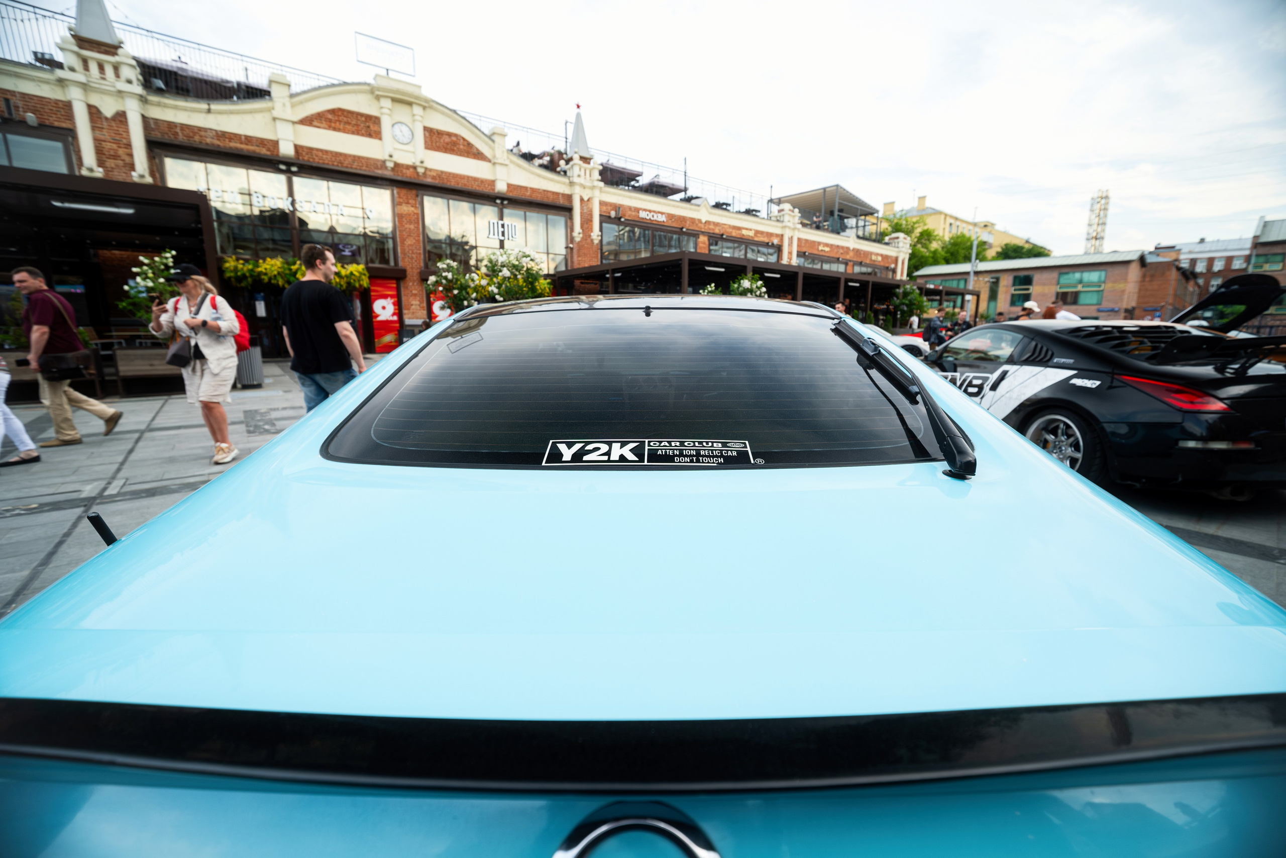 Автовыставка Nissan Z. Malenkyia