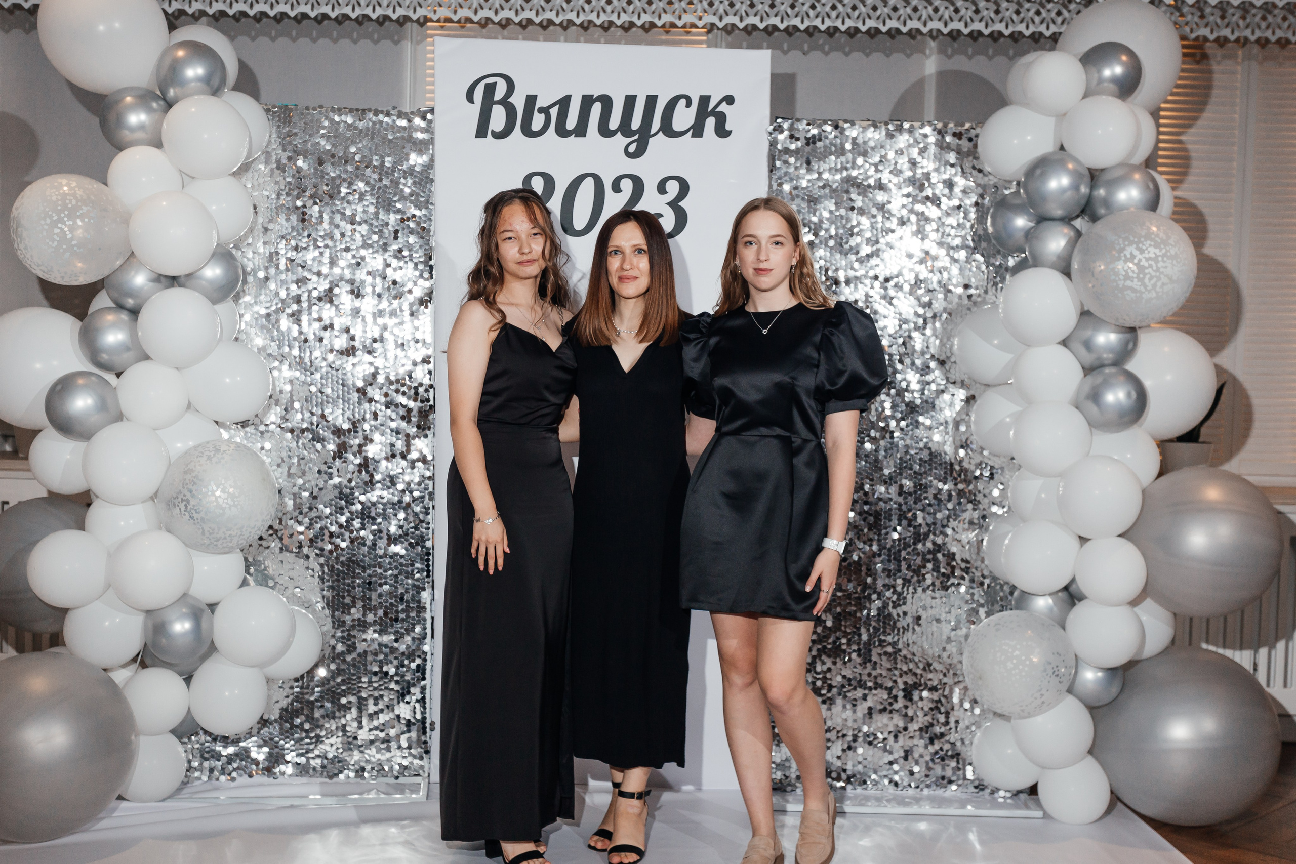 Выпускной 11 «А». Школа № 42. Свадебный фотограф в Краснодаре Николай Крауз