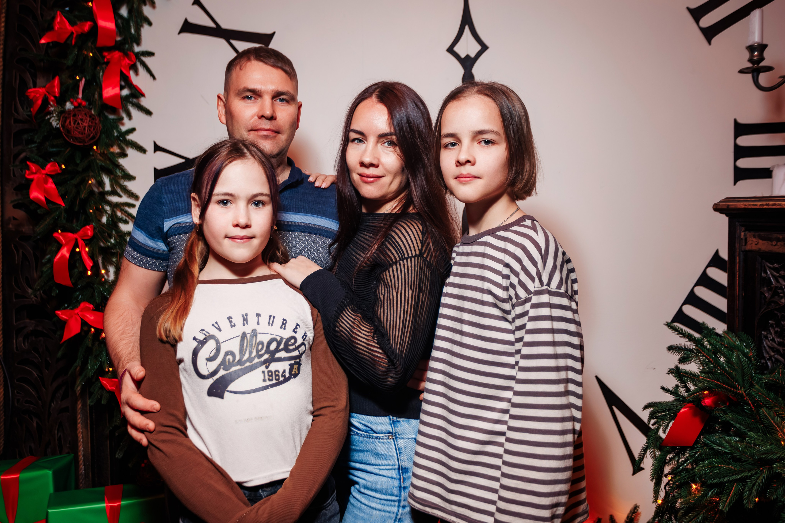 Городской корпоратив в PTIZZA_Ялта_29.12.2025. Аминов Руслан | Фотограф