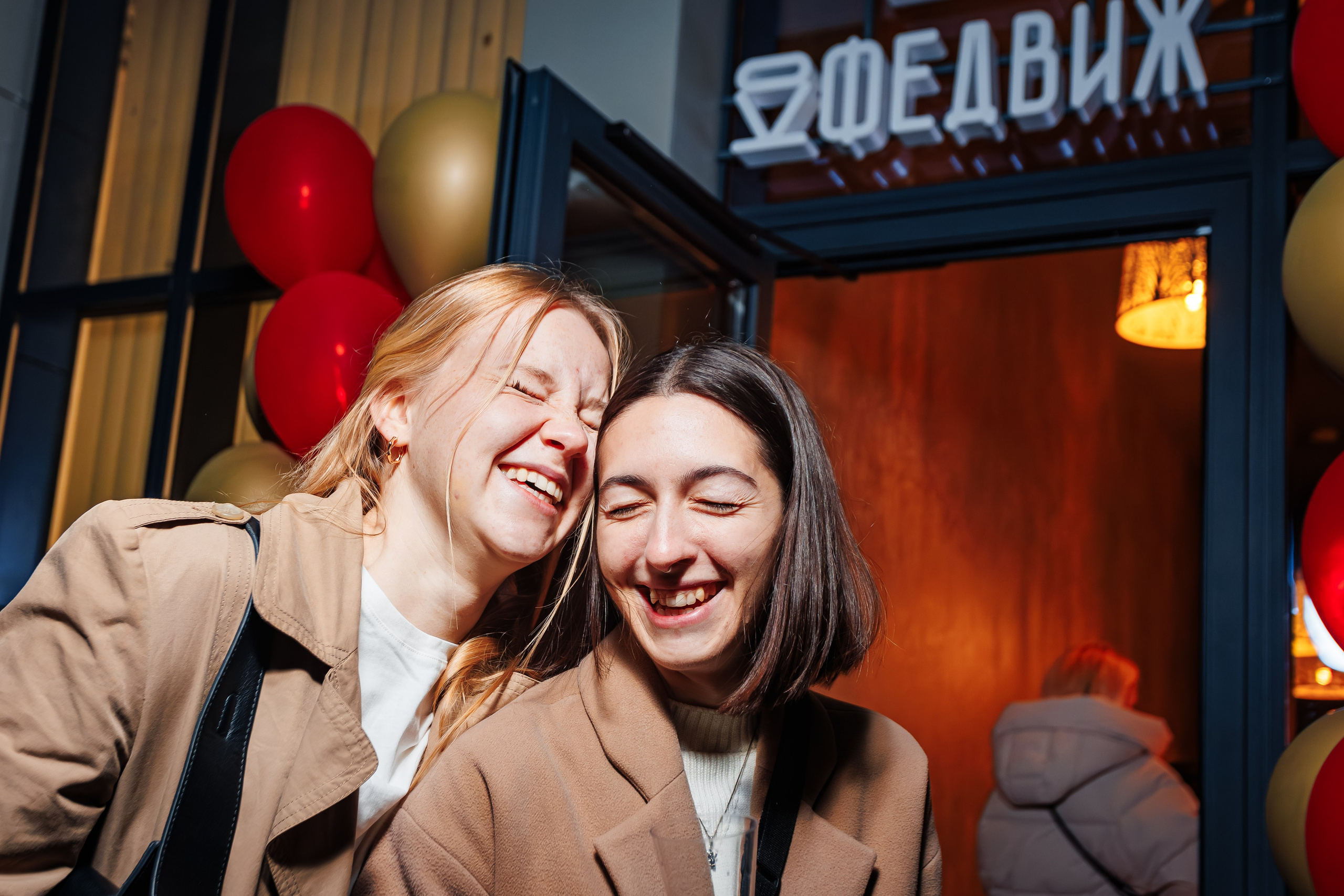 10 лет проекту «КОФЕДВИЖ» и открытие новой кофейни_Ялта_19.12.2025. Аминов Руслан | Фотограф