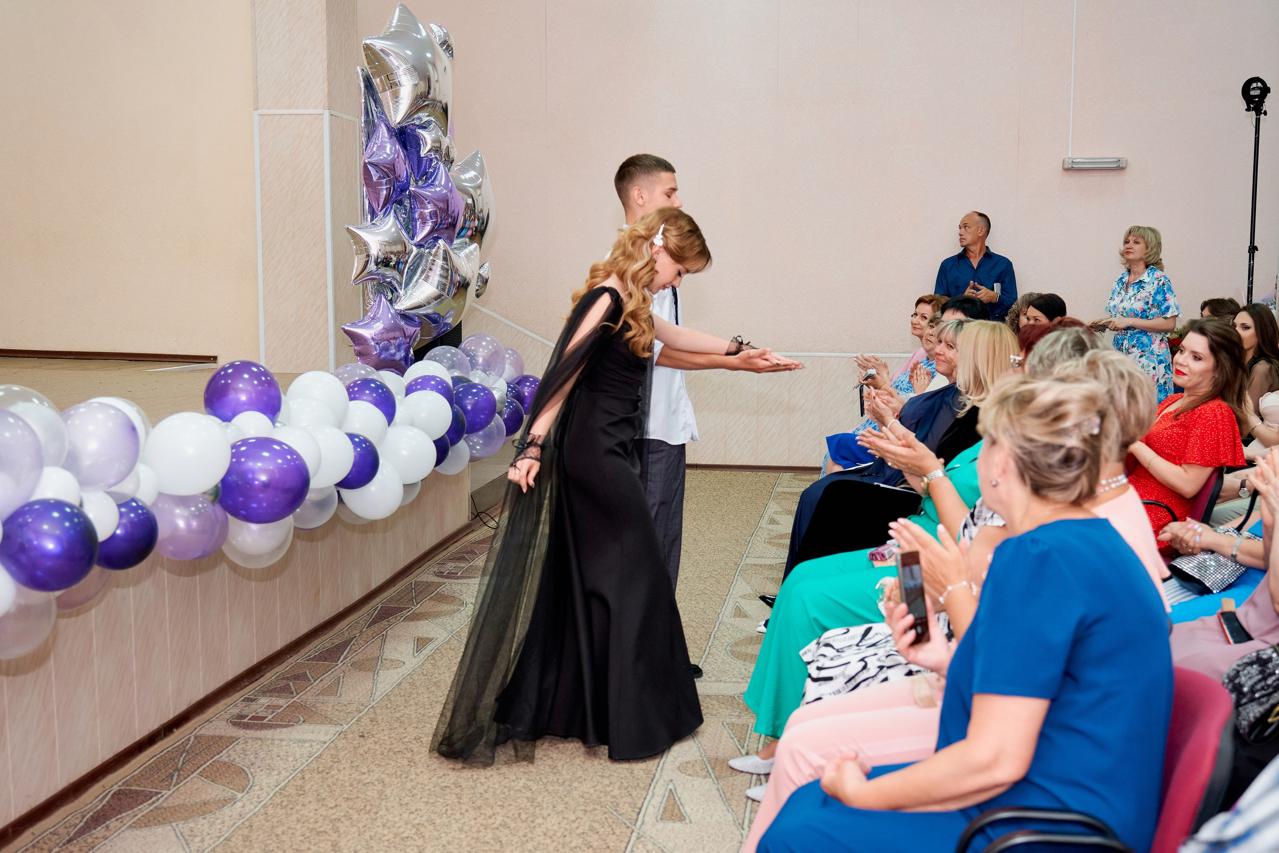 Выпускной 11В. Школа 38. Фотограф Таганрог Анна Трайжон