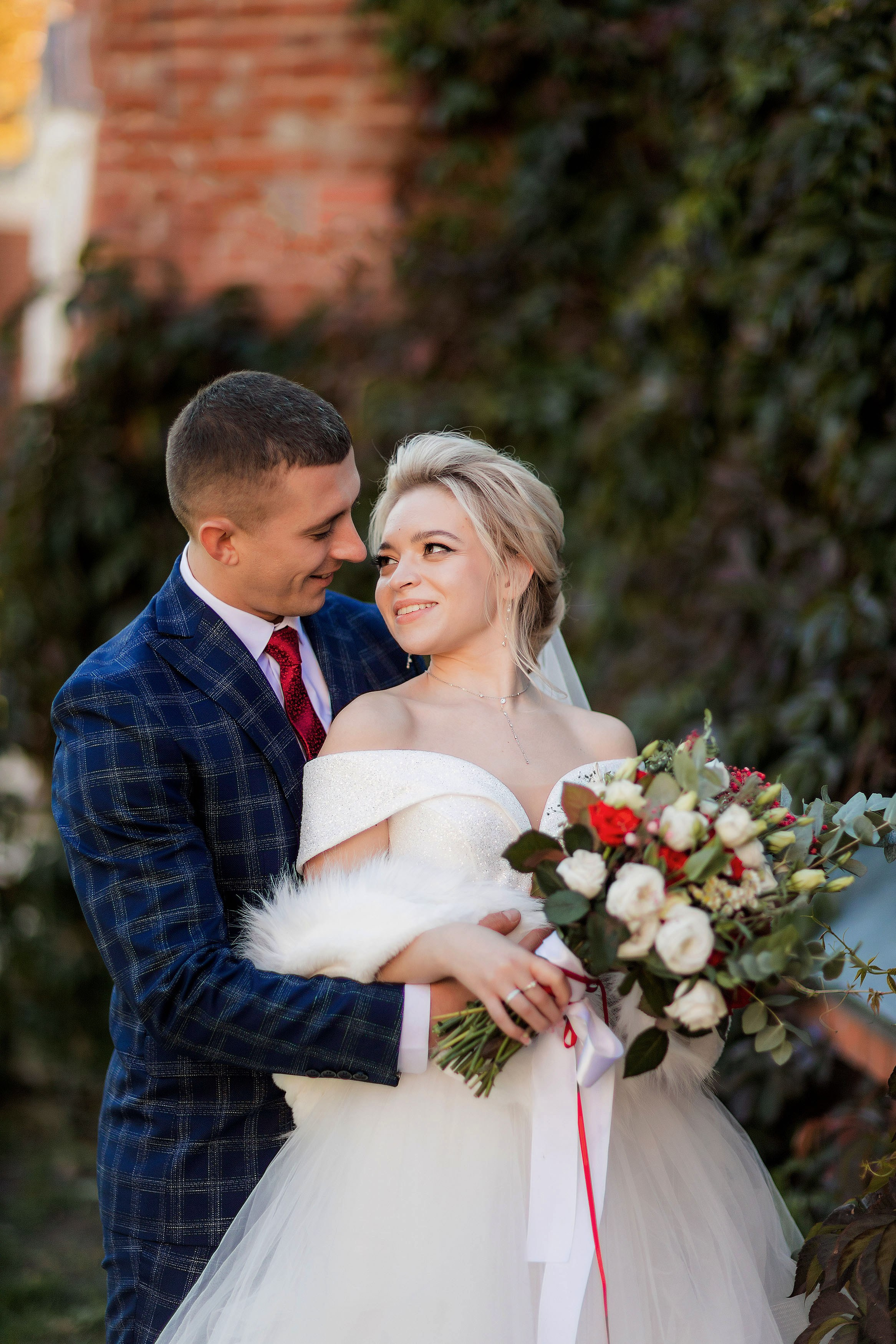 Игорь и Ирина. Дорогой друг! Приветствую тебя на моем сайте!