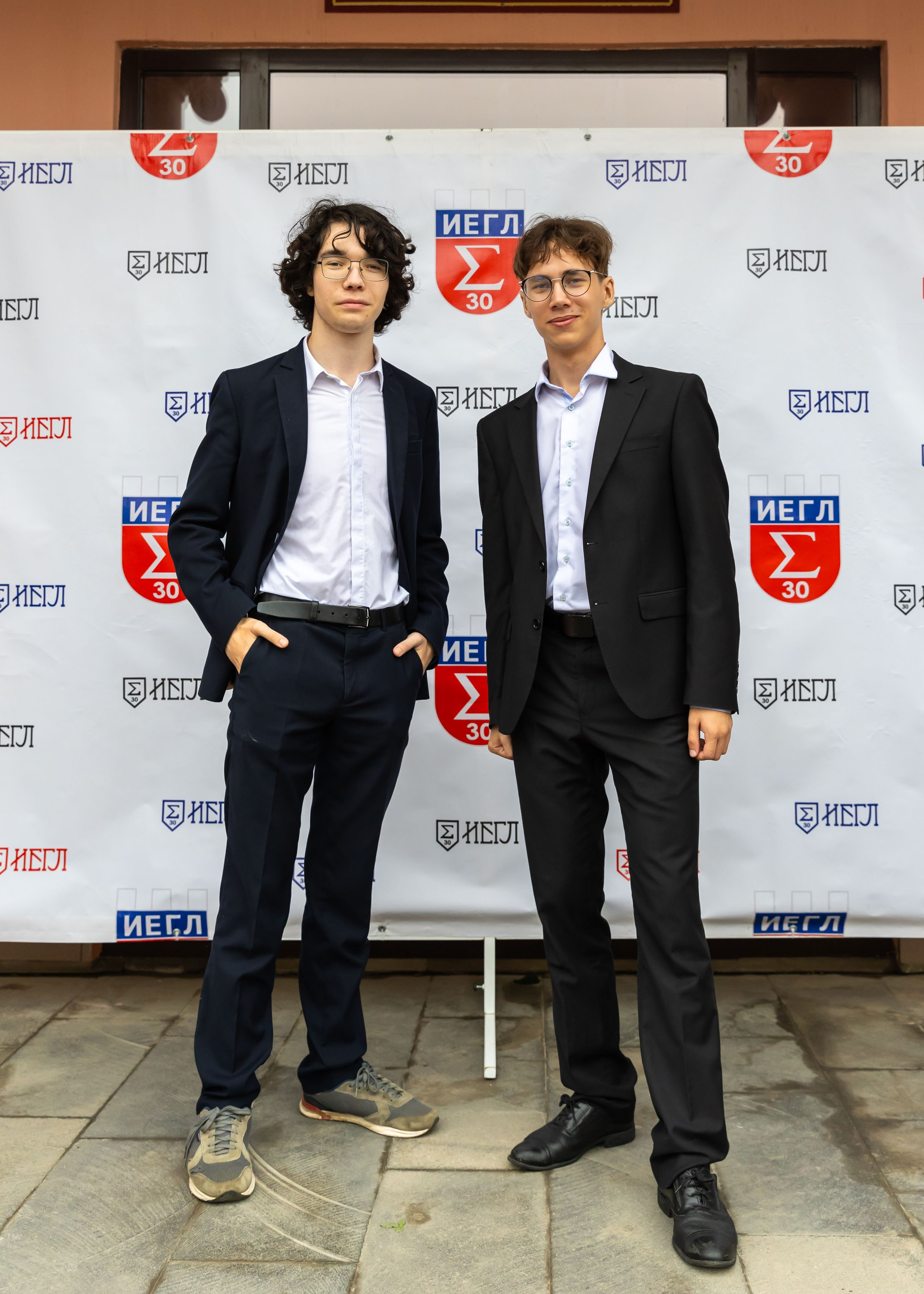 01.09.2025 Первое сентября, 30 школа. ФОТОГРАФ ВИНОГРАДОВА ДАРЬЯ