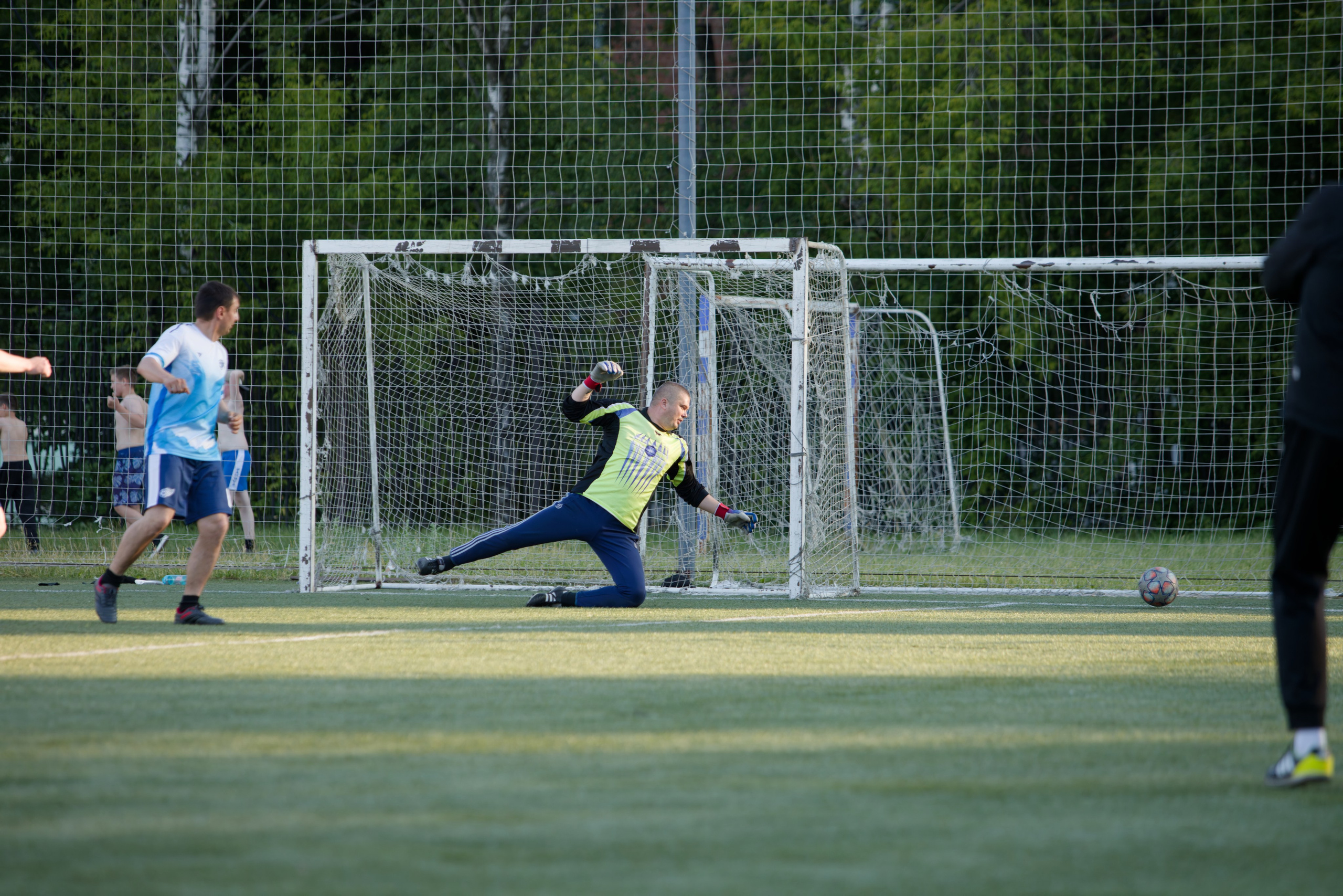 Любительская футбольная лига. Самокат-крылья. 25.06.2025. Репортажный и спортивный фотограф в г. Пермь Зильберг Павел