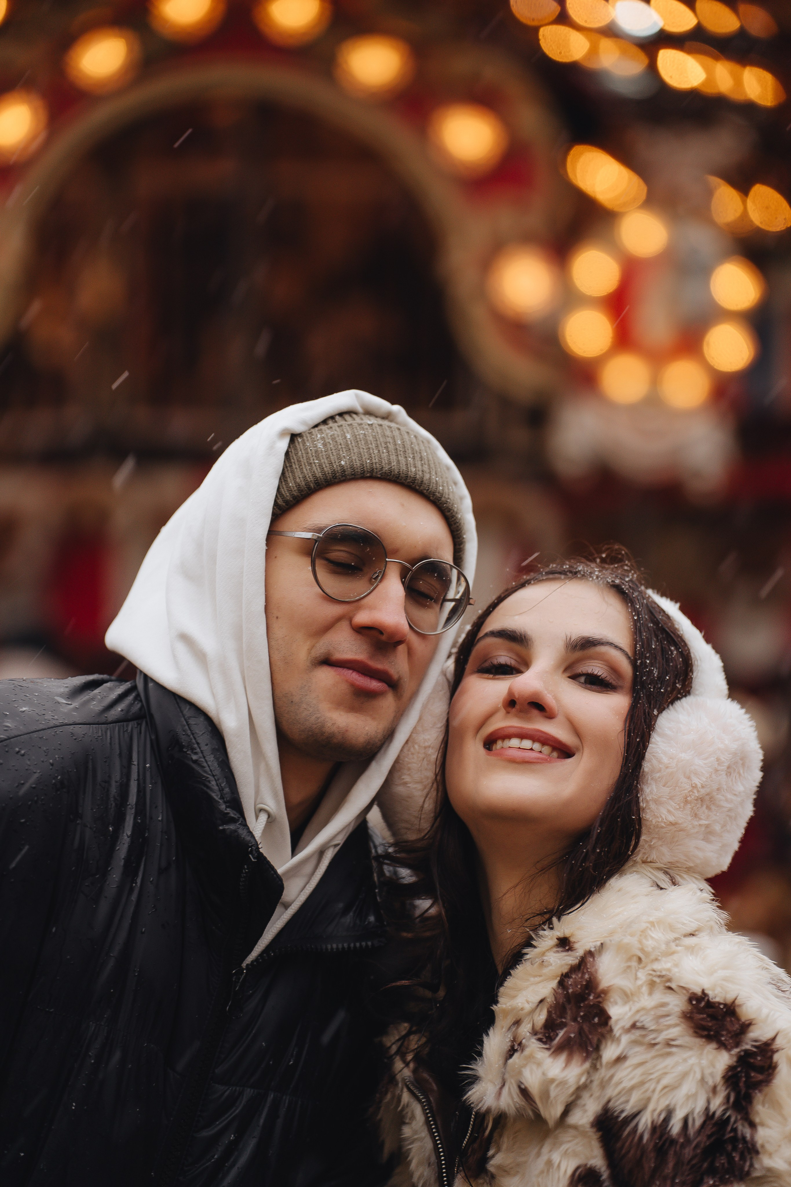 ПРОГУЛКА НА МАНЕЖНОЙ ПЛОЩАДИ ДЛЯ ДЕВУШКИ ПЕРЕД НОВЫМ ГОДОМ (НОВОГОДНЯЯ ФОТОСЕССИИЯ НА МАНЕЖНОЙ ПЛОЩАДИ). Профессиональный фотограф, Санкт-Петербург — Виктория Богомолова