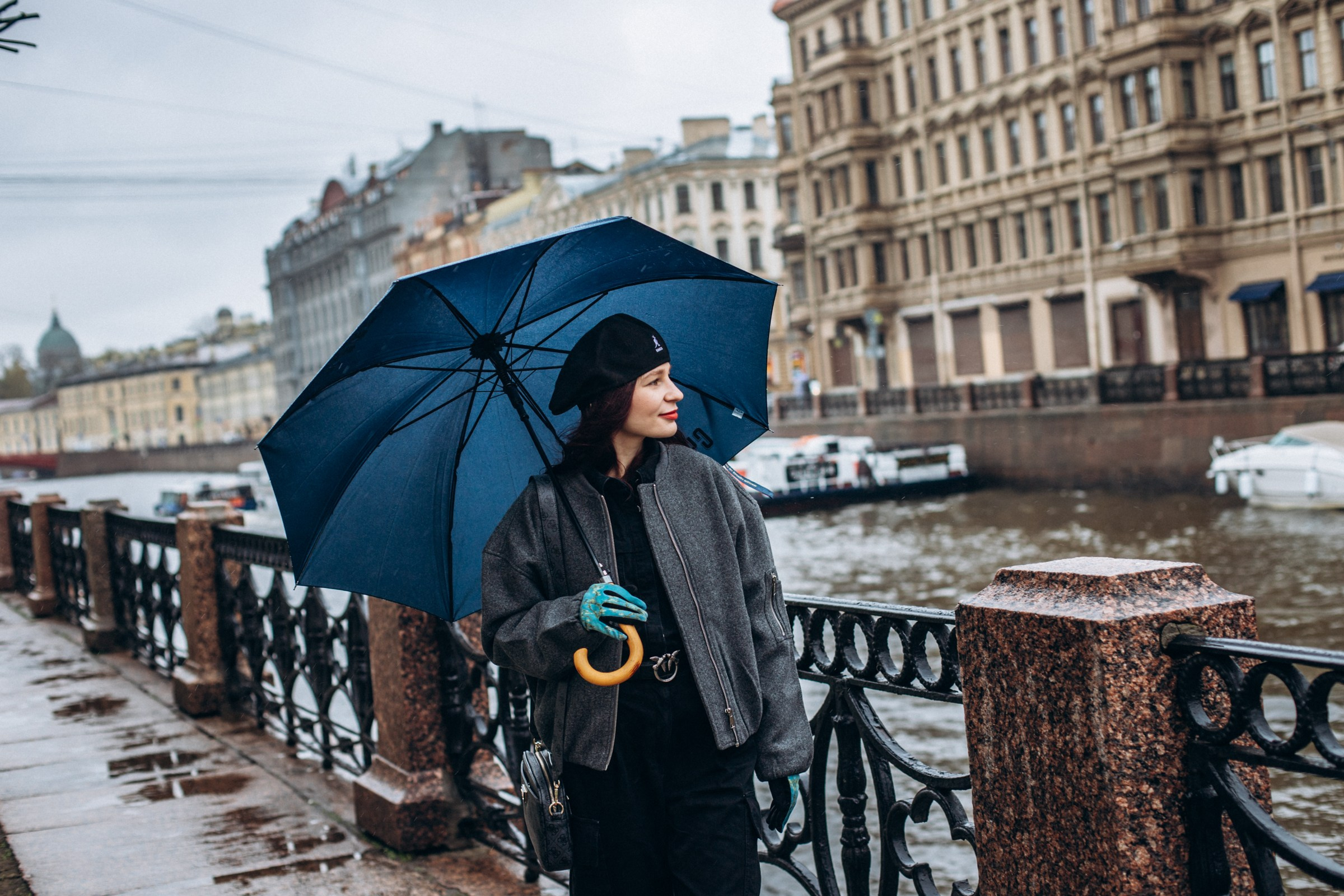 Людмила в мае. Фотопрогулка в Петербурге. Индивидуальный и семейный фотограф в Санкт-Петербурге