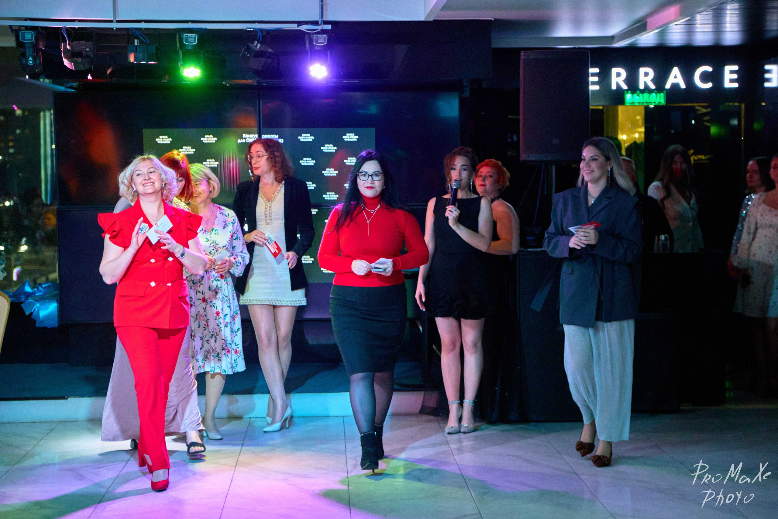 Зал КРАСА МАСС-МЕДИА ЧУВАШИИ. Владимир Суздалов (ProMaXe) — Портретный фотограф, тематические фотосессии в Чебоксарах