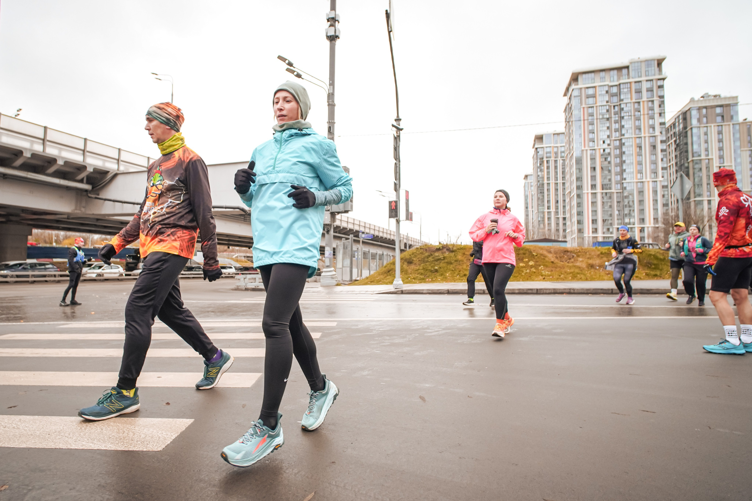 #марафонудома #яuzarun 2024 2-я петля, группа 6:30. Роман Капилюшов. Бег. Фото. Видео. г. Люберцы