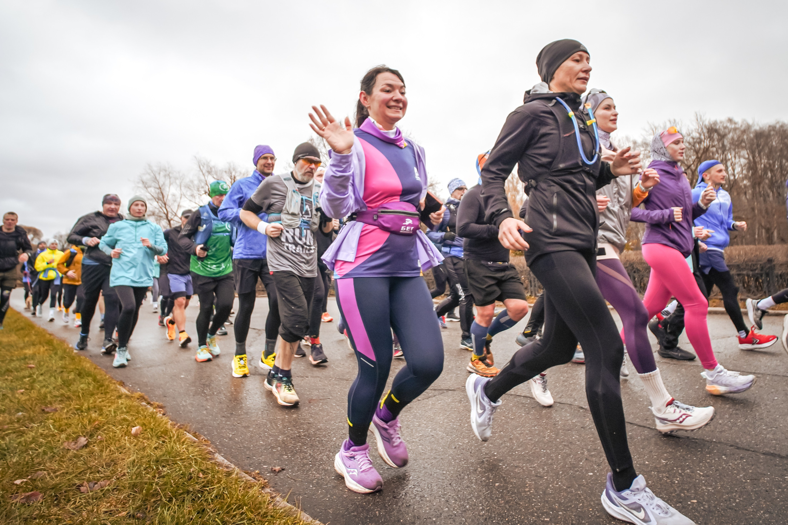 #марафонудома #яuzarun 2024 2-я петля, группа 6:30. Роман Капилюшов. Бег. Фото. Видео. г. Люберцы