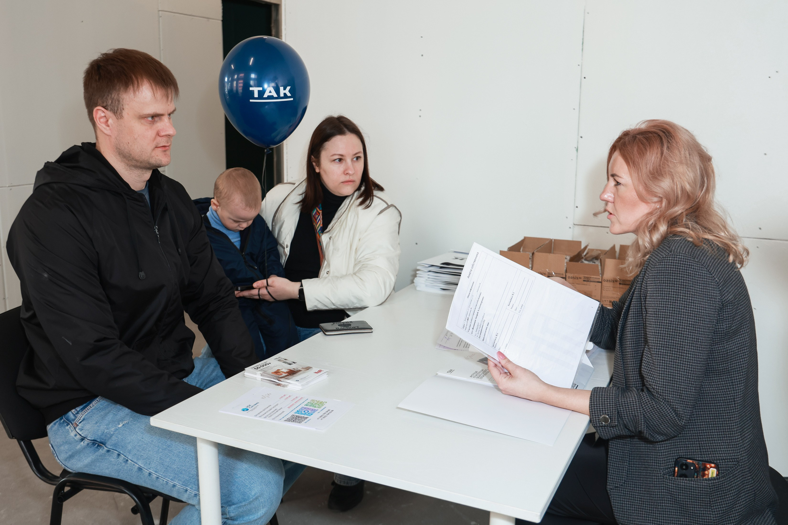 Выдача ключей Кварталы Телецентра 19I56. Фотограф Юлия Мальцева