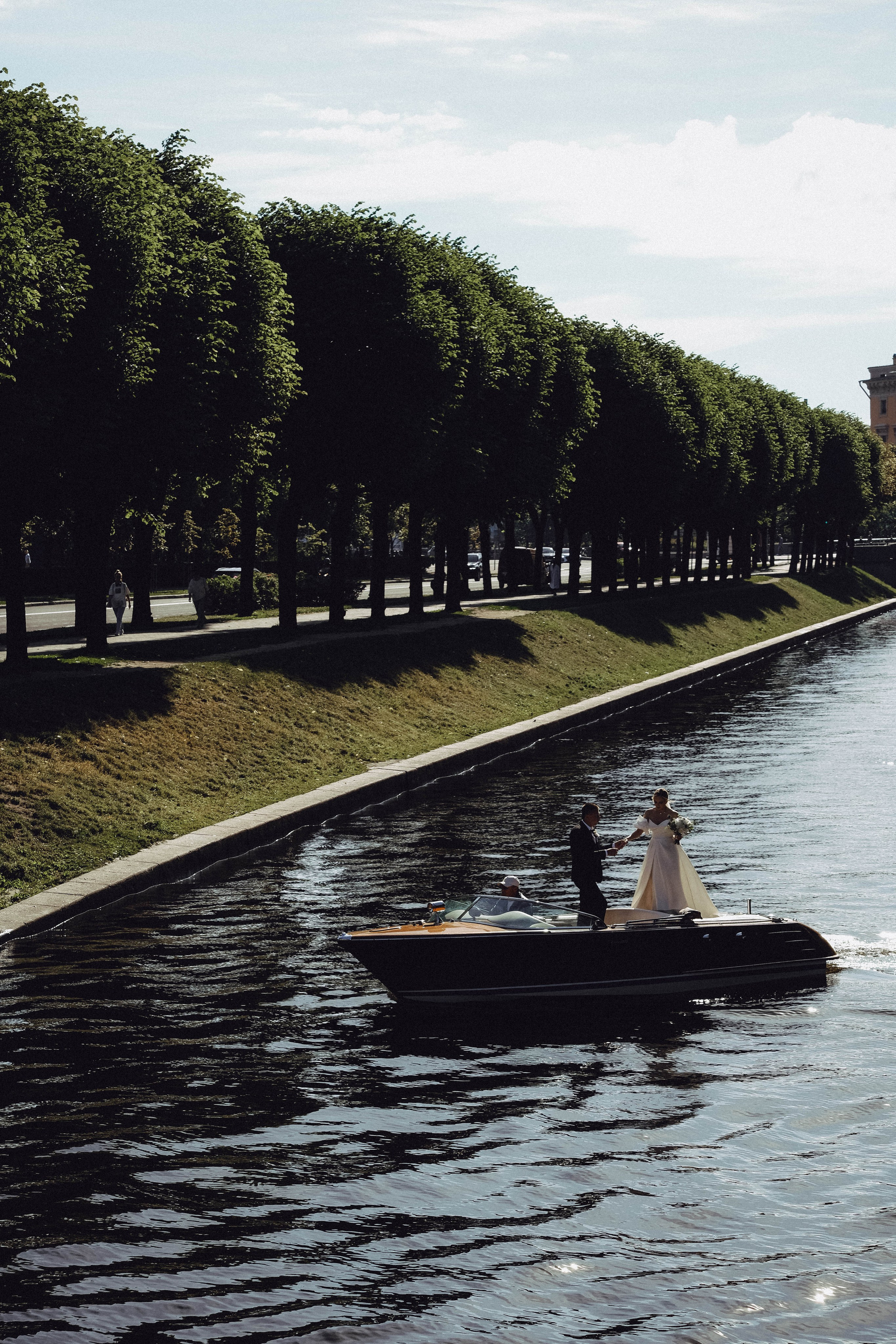 СВАДЕБГНАЯ ПРОГУЛКА ПО КАНАЛ САНКТ-ПЕТЕРБУРГА НА КАТЕРЕ. Профессиональный фотограф, Санкт-Петербург — Виктория Богомолова