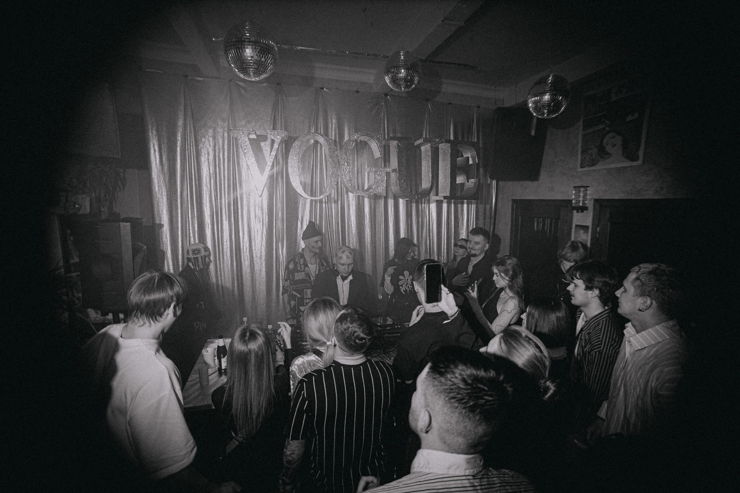 VOGUE BAL 14.02. Фотограф Егор Огородов