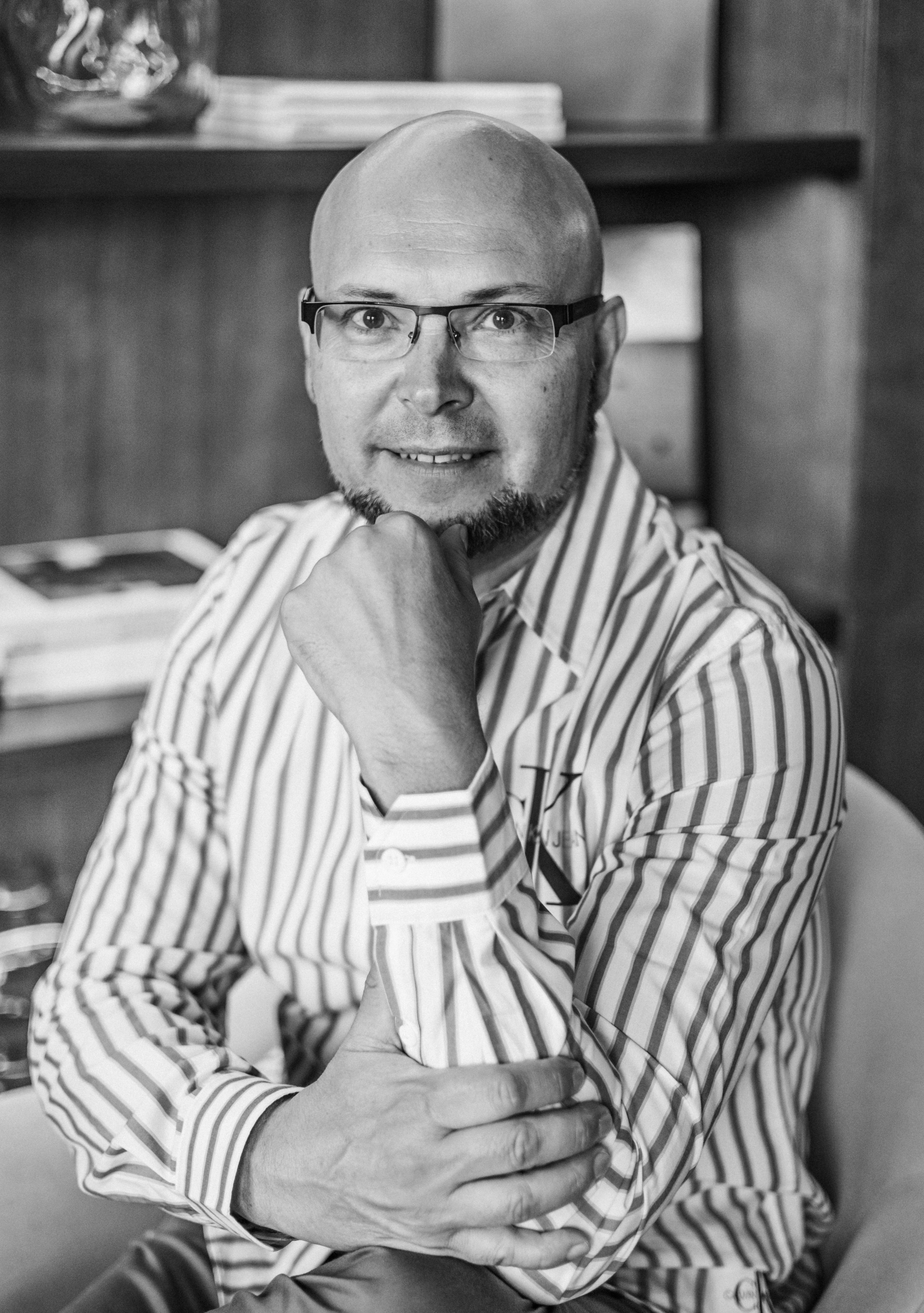 Konstantin psychologist -content for social media. Family, portrait, content photo in Costa Rica Evgeniya Besprozvannykh