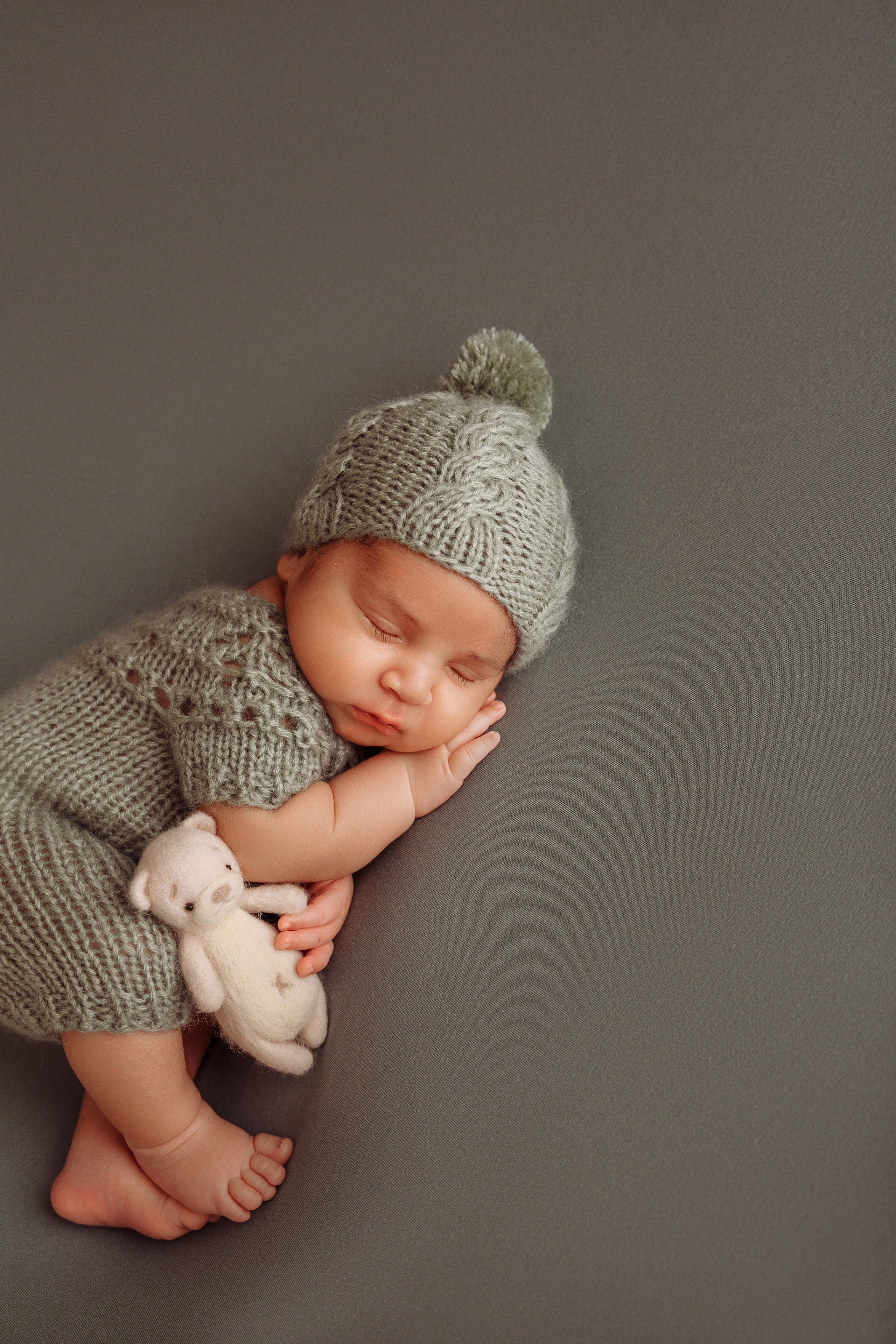 Лео. Фотограф новорожденных Тверь Диана Муляева