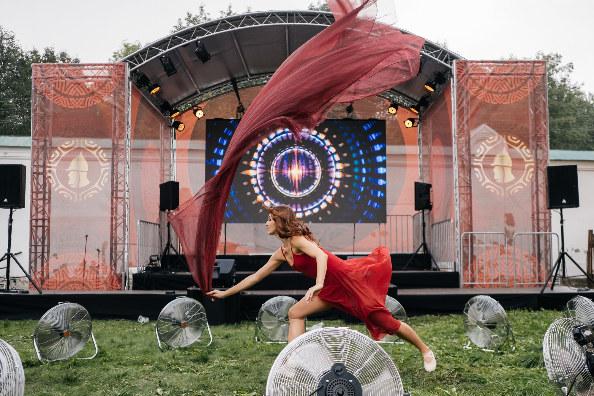 Всероссийский форум «12 подвигов Александра Невского» | Старая Ладога 2021. Репортажный фотограф в Санкт-Петербурге СПБ Алиса Ческидова на ваше мероприятие