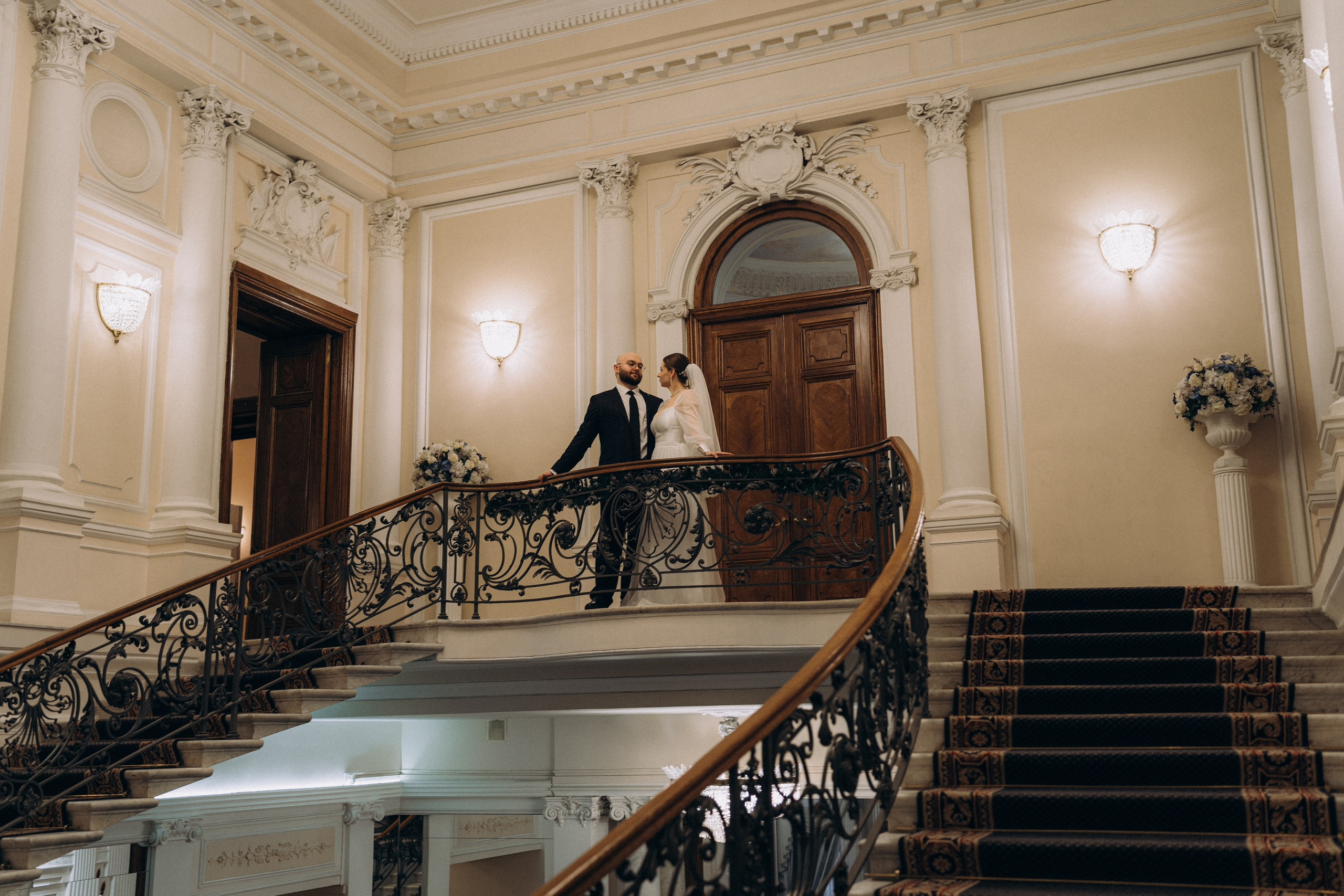 СВАДЕБНАЯ СЬЕМКА ВО ВТОРОМ ДВОРЦЕ (ДЕКАБРЬ) ТАКЖЕ СЬЕМКА В СТУДИИ НА ЧЕРНЫШЕВСКОЙ. Профессиональный фотограф, Санкт-Петербург — Виктория Богомолова