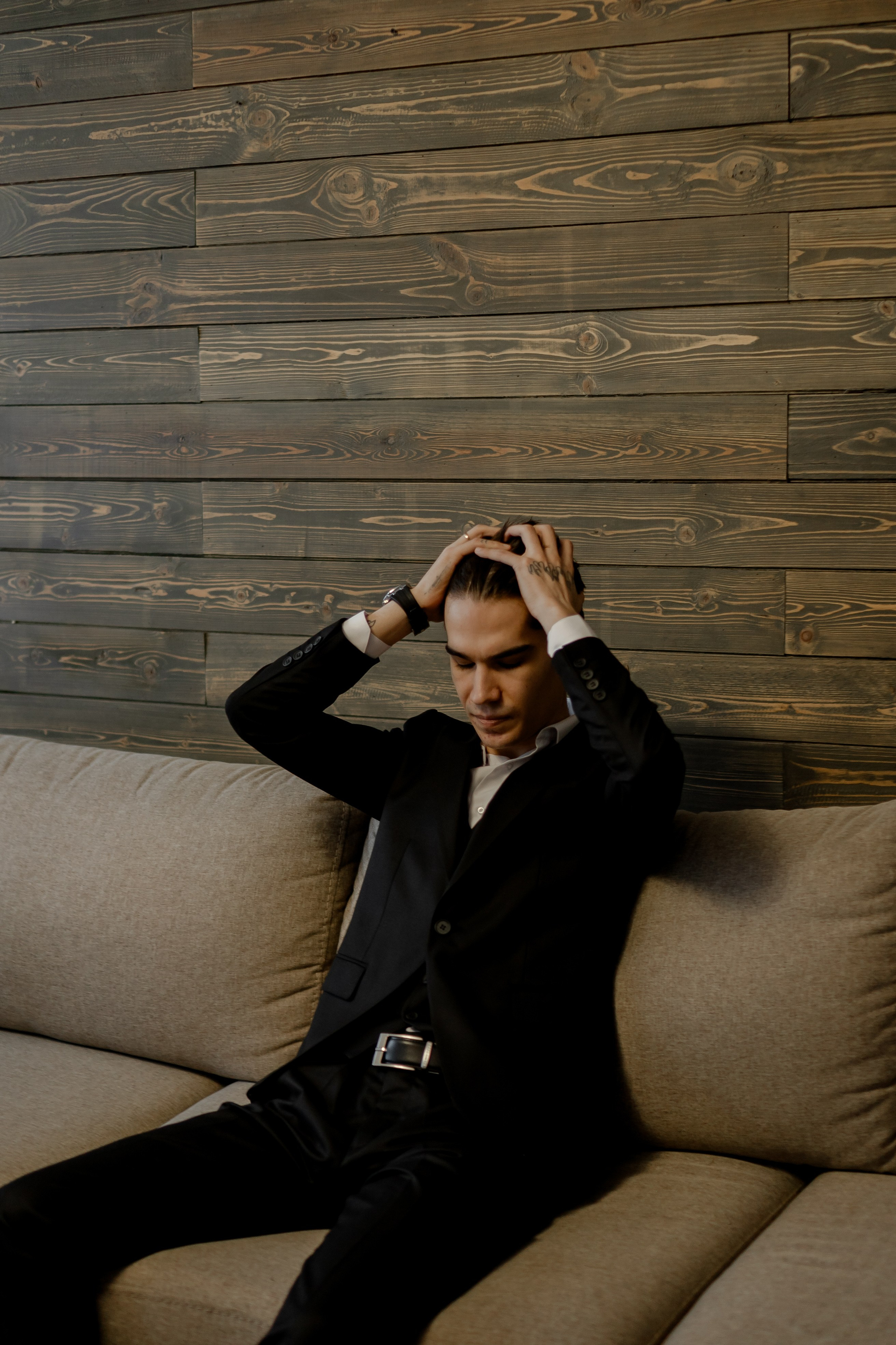 СВАДЕБНАЯ СЬЕМКА СБОРОВ В ОТЕЛЕ И ВЫЕЗД НА ЦЕРЕМОНИЮ (СНЯТО В СИБИРЕ В НИЖНЕВАРТОВСКЕ). Профессиональный фотограф, Санкт-Петербург — Виктория Богомолова