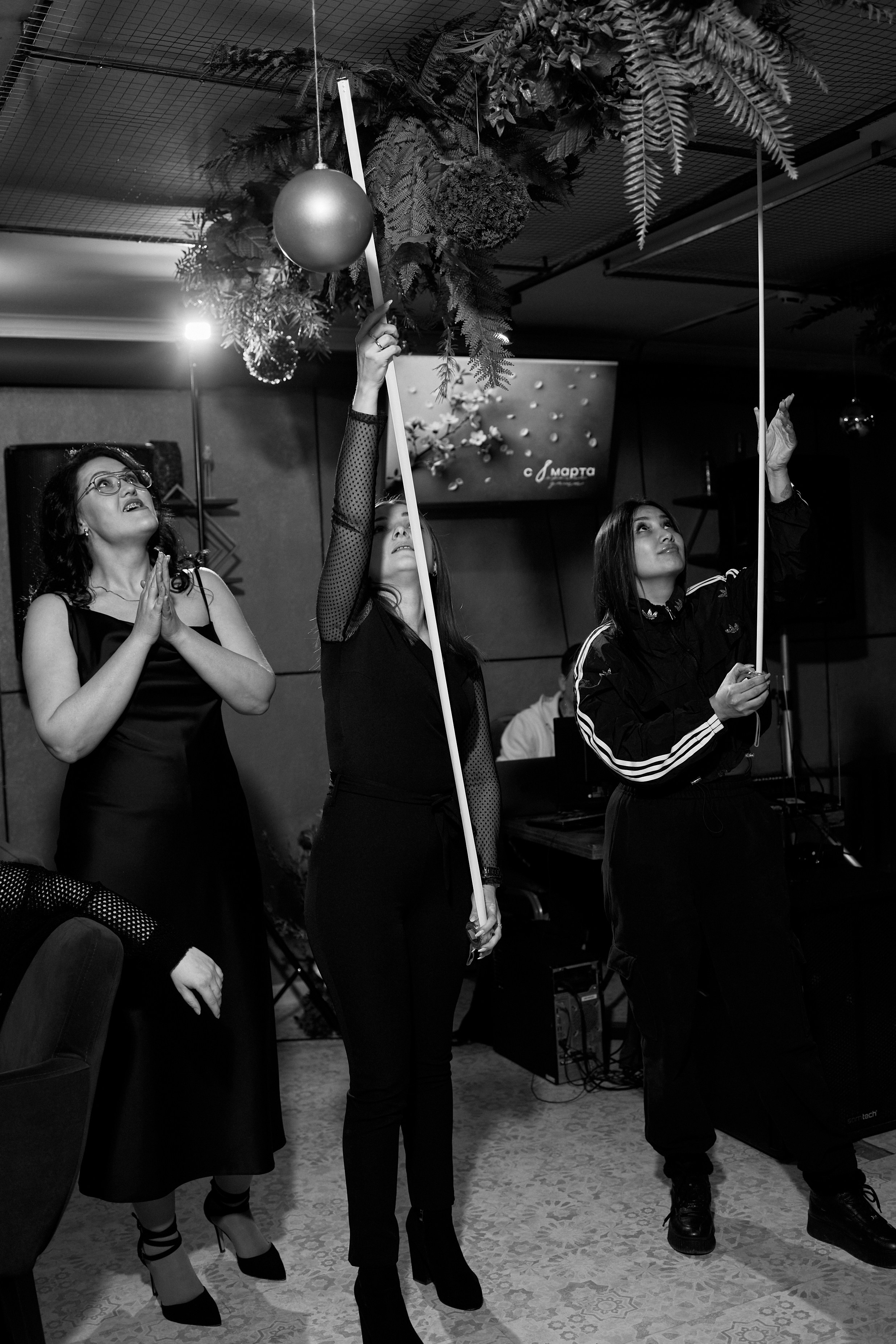 MAXIM & DAMIR | FOREST BAR | 8 МАРТА!. Главная