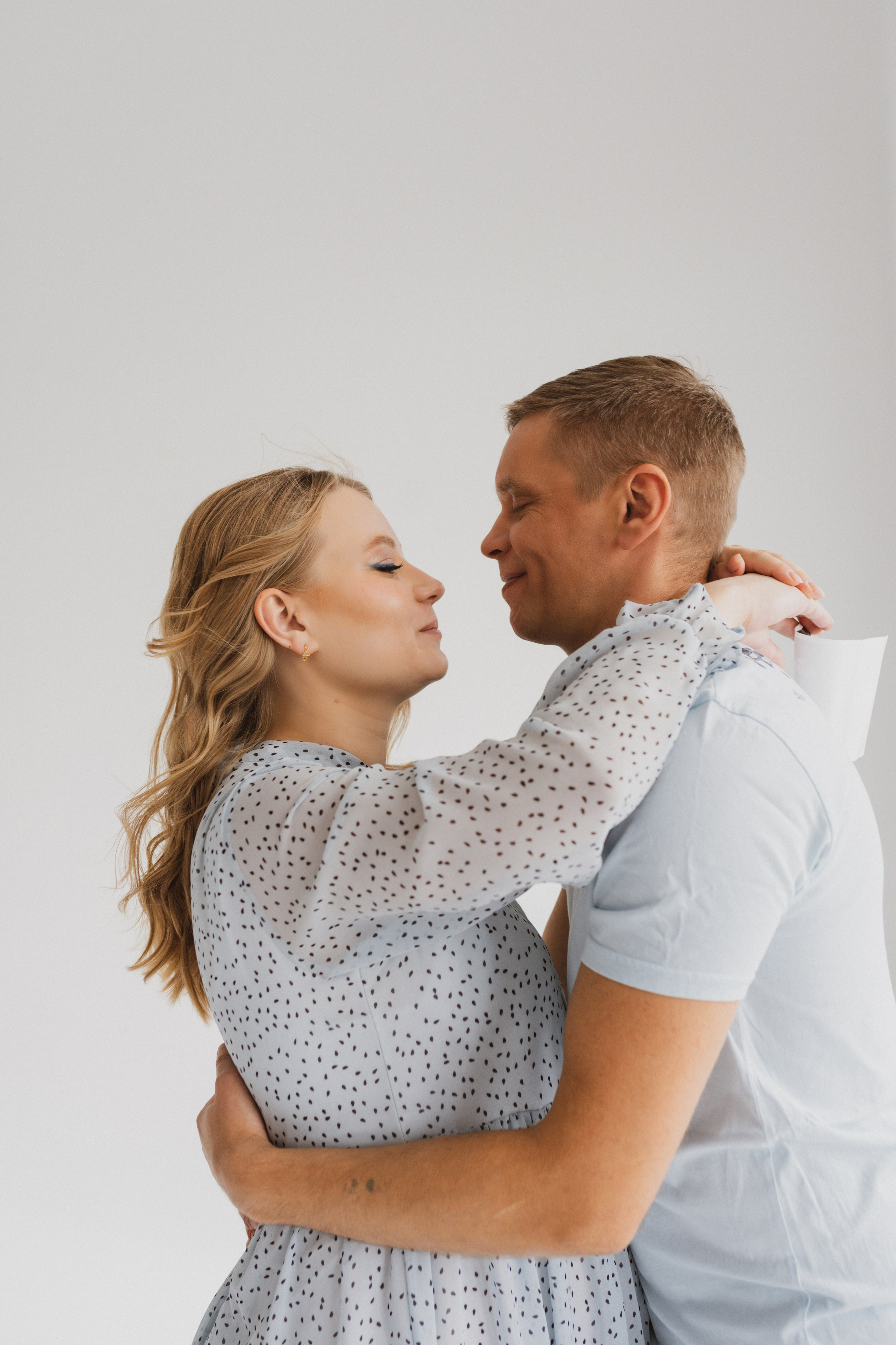 Семейная фотосессия в студии в Москве, семейный фотограф Анна Полушина. Свадебный фотограф в Москве Анна Полушина