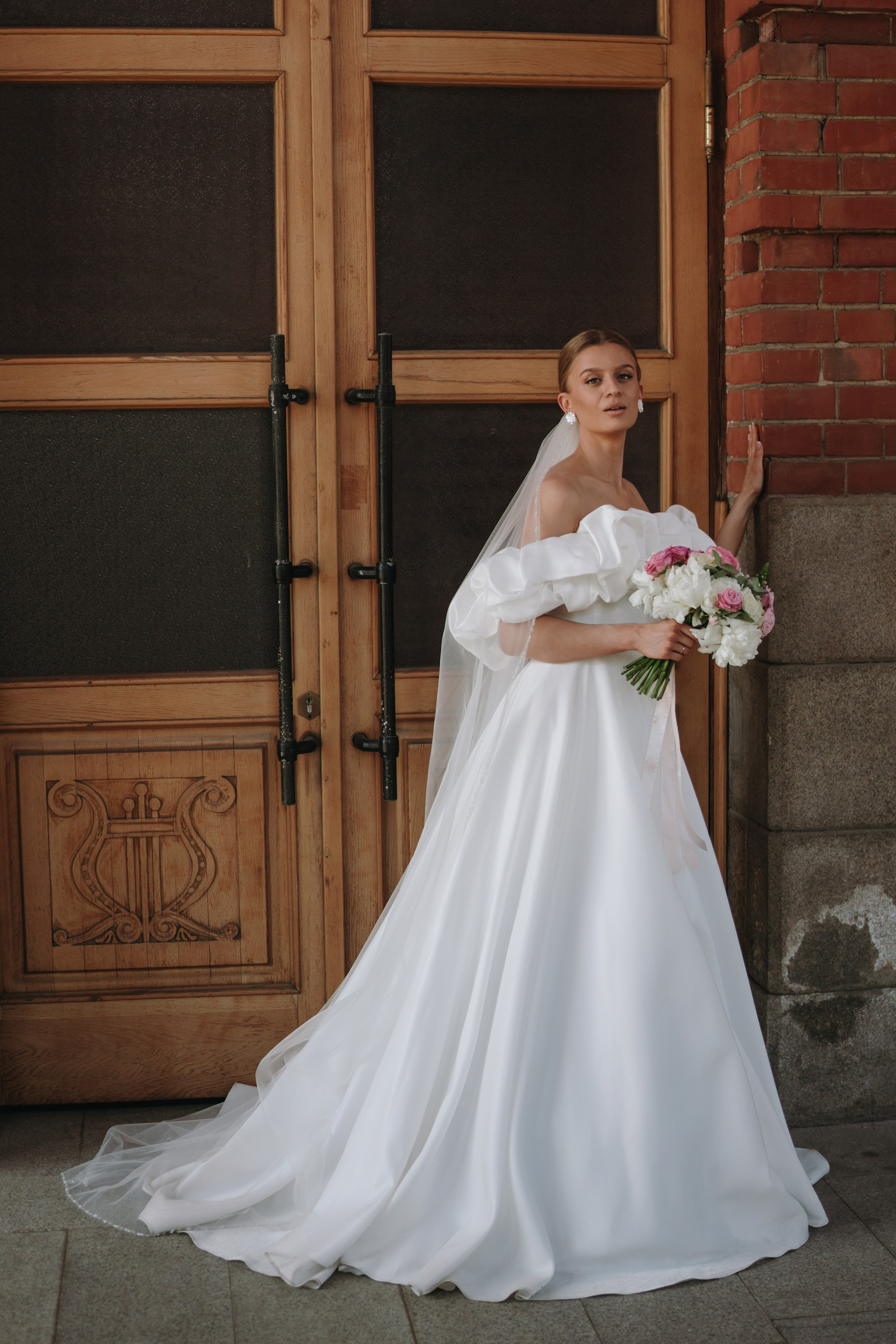 БАНКЕТНЫЙ ЗАЛ ДАСКО ГАРДЕН, ЭМИЛЬ БУРАНГУЛОВ, ИЛЬНАР АХМАДУЛЛИН