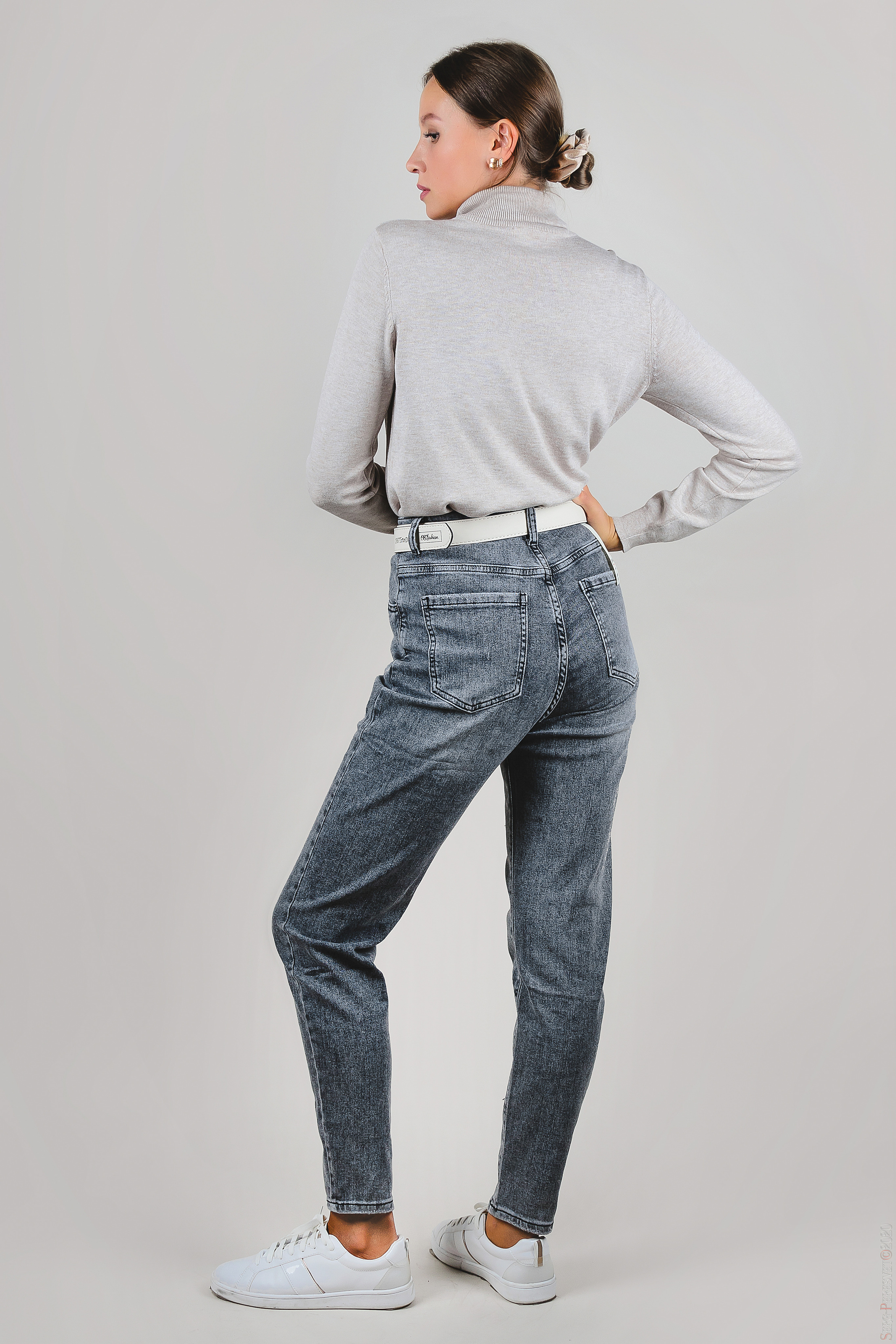 Каталожная съемка в Москве – модельная фотосъемка одежды, обуви. Ваш фотограф на праздник в Москве, Раменском, Жуковском, Люберцах