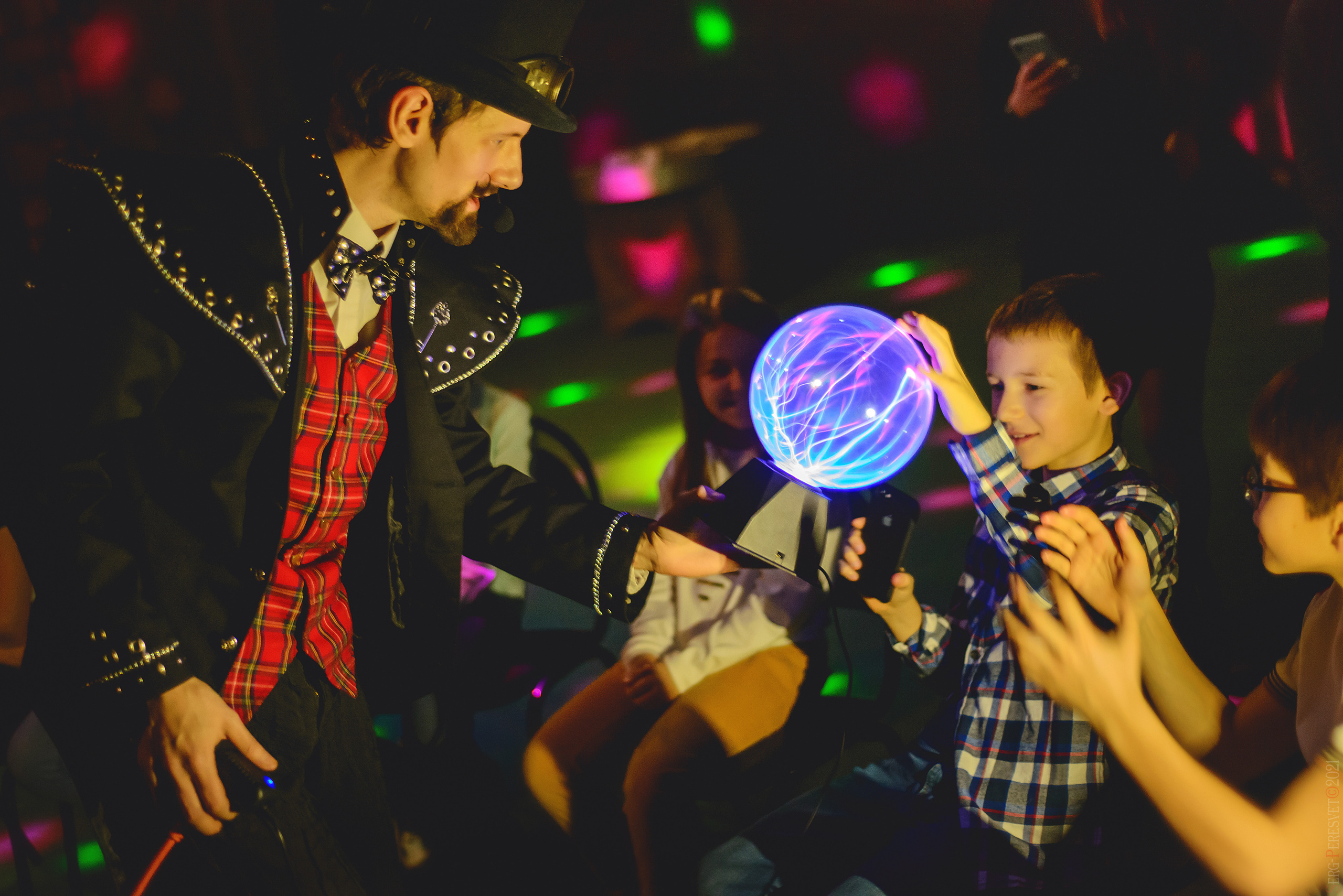 детское тесла шоу, заказать тесла шоу, тесла шоу, тесла шоу в саду, тесла шоу для детей, тесла шоу Люберцы, тесла шоу Москва, тесла шоу на день рождения, тесла шоу на день рождения ребенка, тесла шоу на дом, тесла шоу цена, фотограф на день рождения, фотограф на детский день рождения, фотограф на детский праздник, фотограф на праздник, фотограф на праздник цена, фотосессия с ребенком, шоу тесла