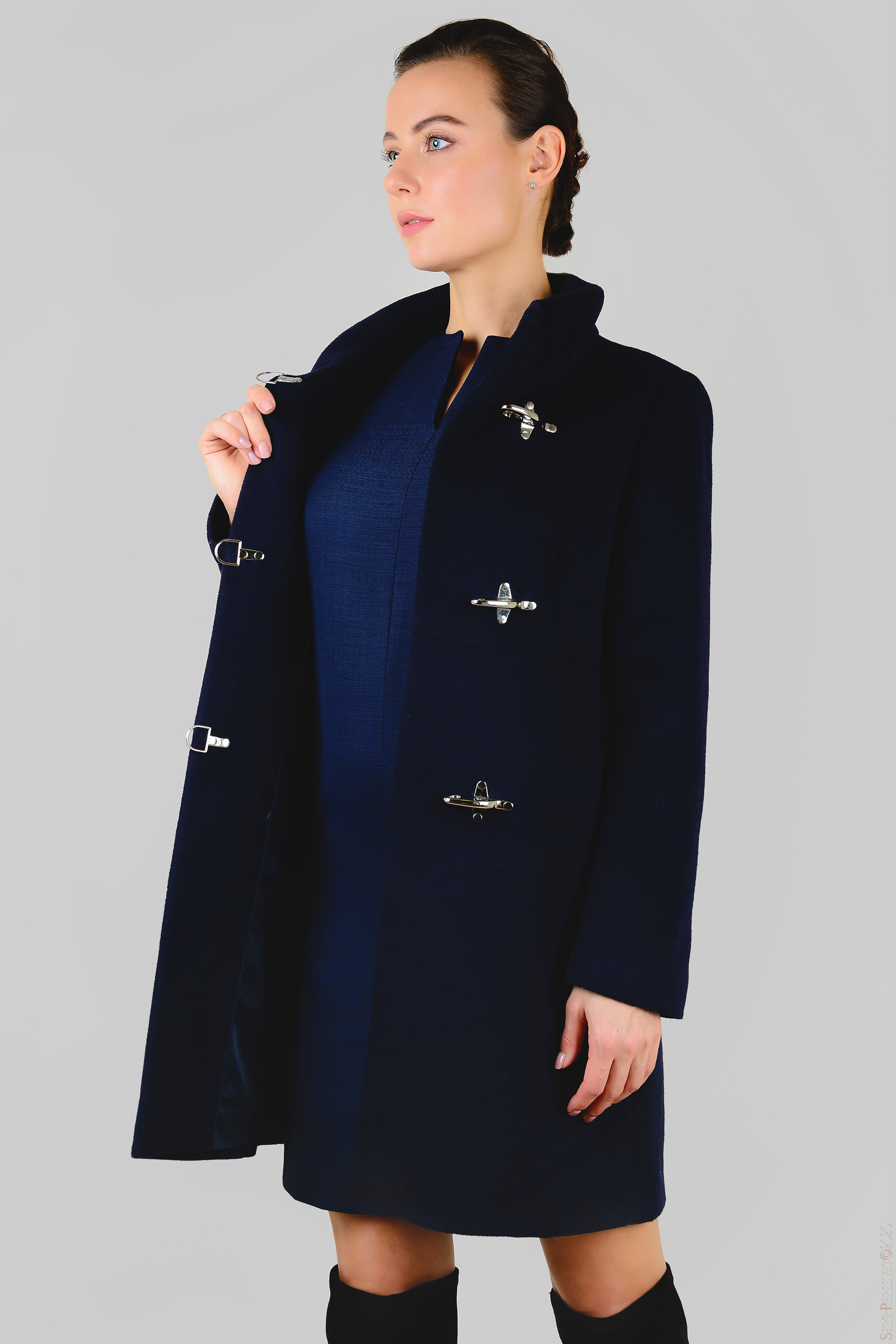 Каталожная съемка в Москве – модельная фотосъемка одежды, обуви. Ваш фотограф на праздник в Москве, Раменском, Жуковском, Люберцах