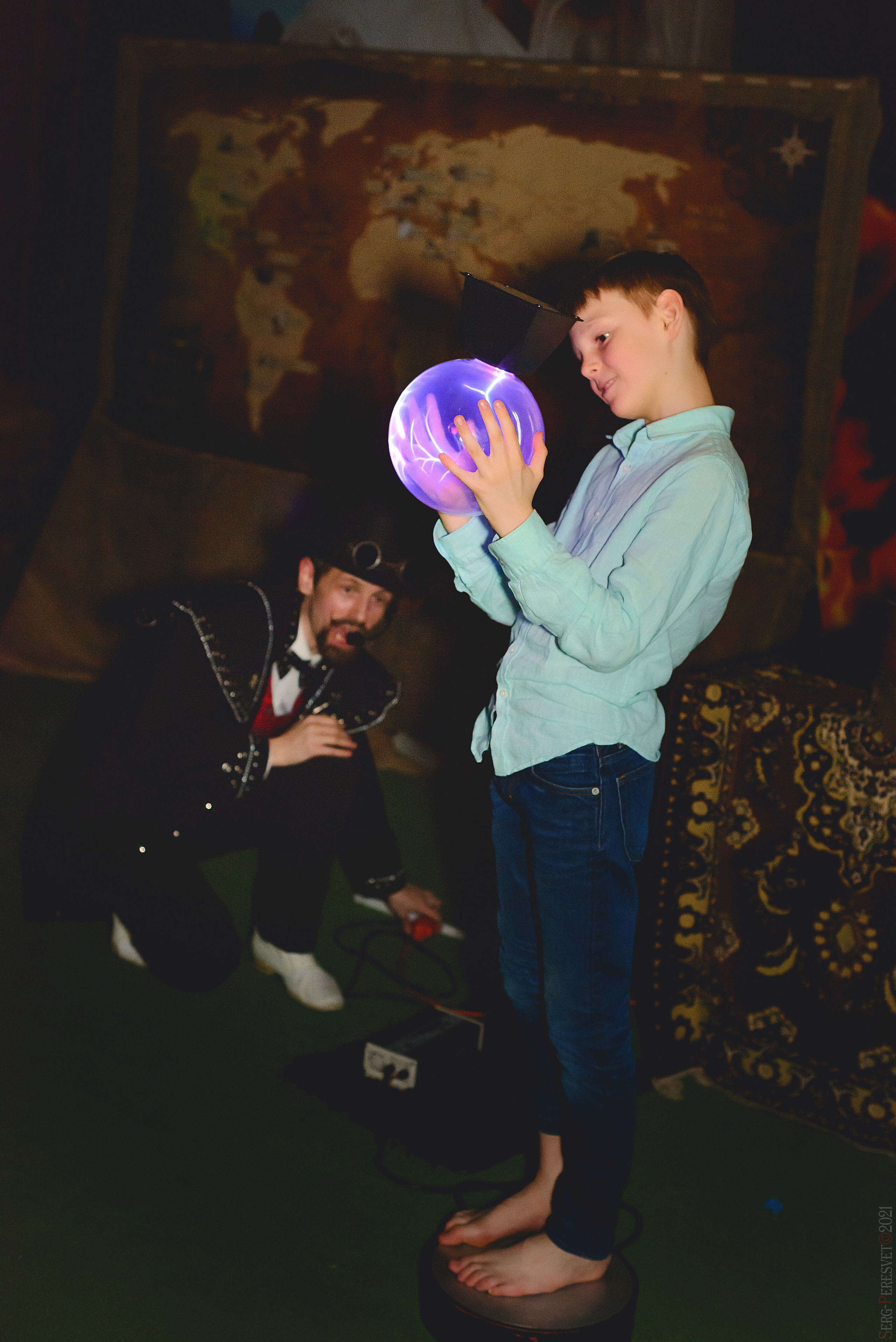 заказать тесла шоу, семейная фотосессия в студии с детьми, тесла детское шоу, тесла шоу, тесла шоу в саду, тесла шоу для детей, тесла шоу Люберцы, тесла шоу Москва, тесла шоу на день рождения, тесла шоу на день рождения ребенка, тесла шоу на дом, тесла шоу цена, фотограф на день рождения, фотограф на детский день рождения, фотограф на детский праздник, фотограф на праздник, фотограф на праздник цена, фотосессия с ребенком