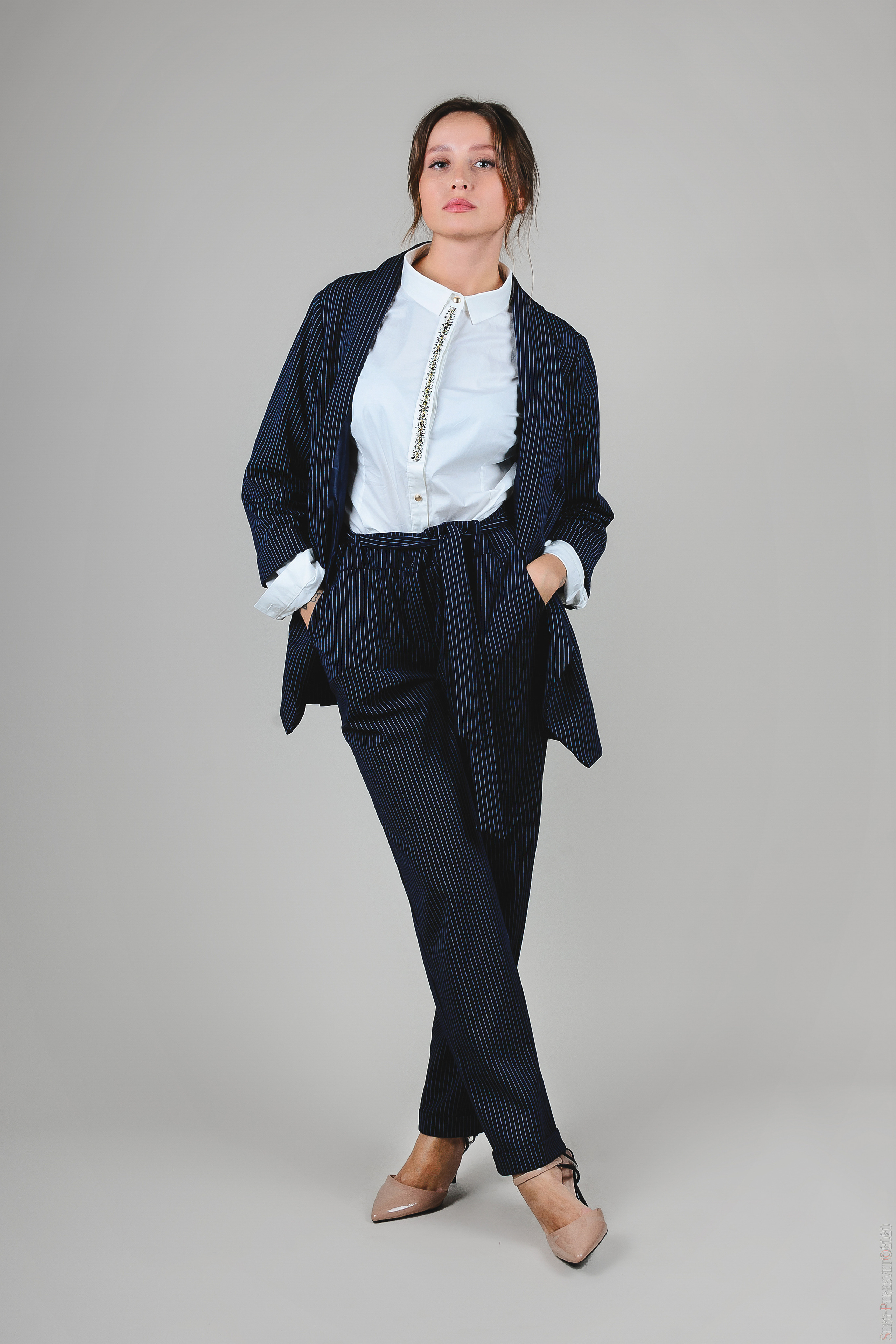 Каталожная съемка в Москве – модельная фотосъемка одежды, обуви. Ваш фотограф на праздник в Москве, Раменском, Жуковском, Люберцах