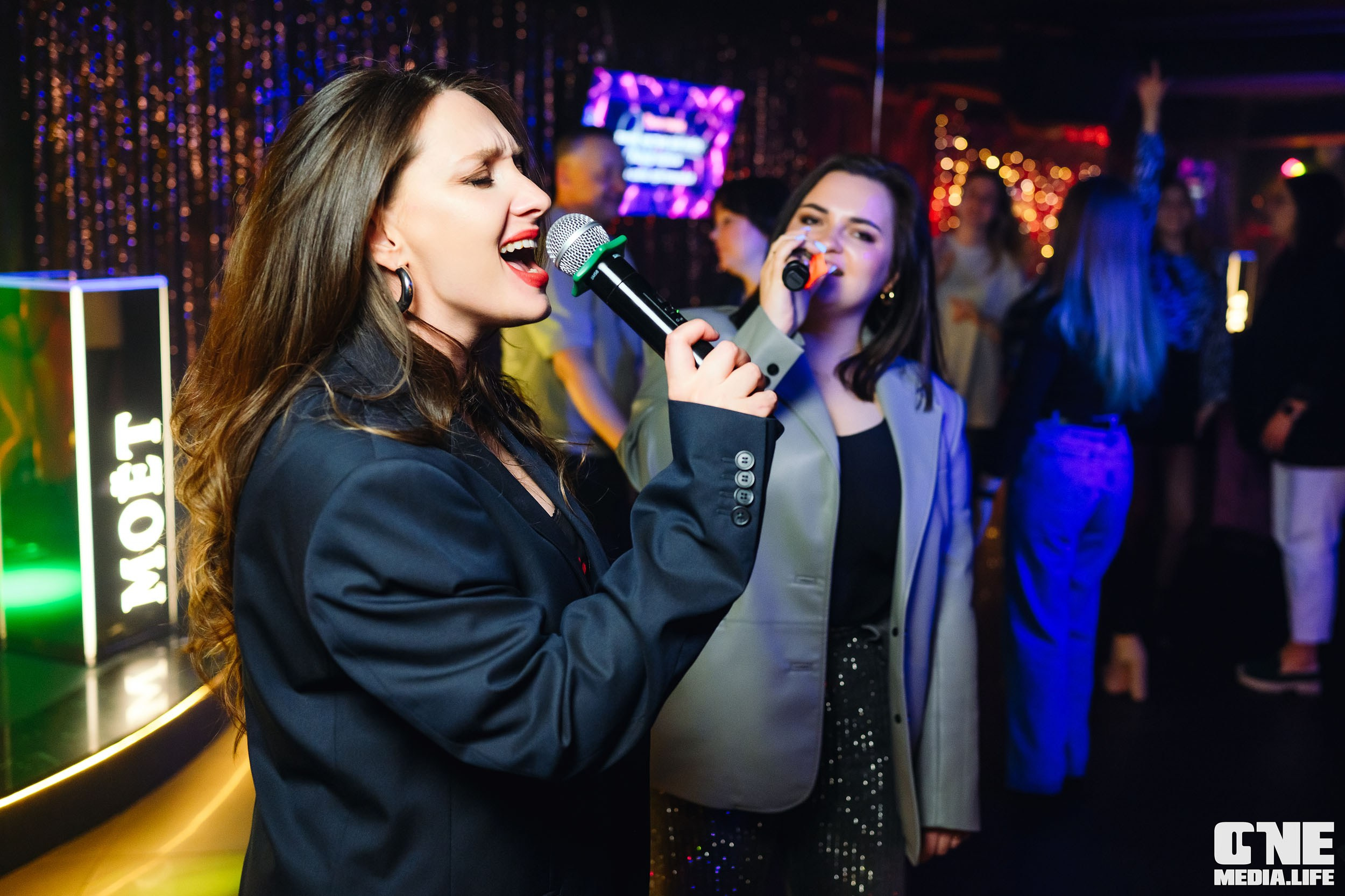 Фоторепортаж из караоке-клуба Эйфория. One Media Life: фоторепортажи, фотоотчеты с мероприятий и заведений