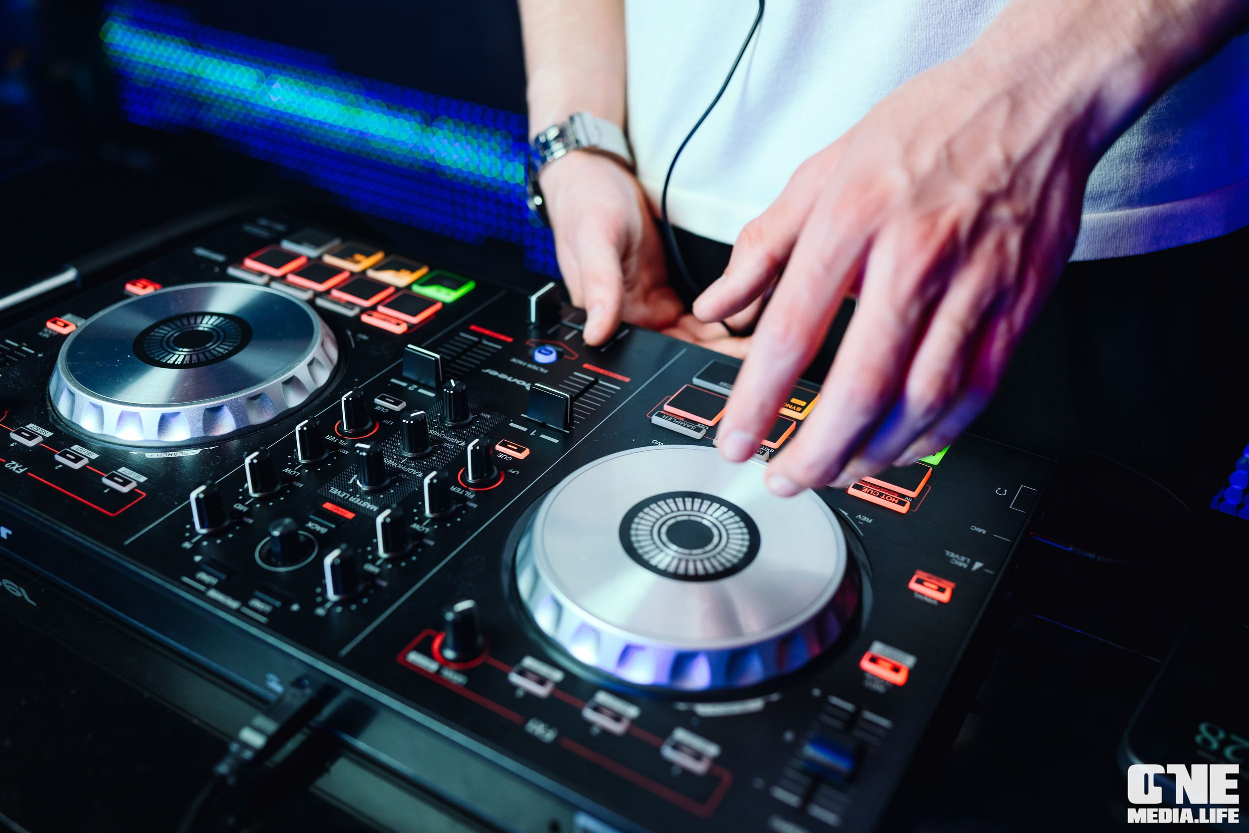 Фоторепортаж из РК Планета. One Media Life: фоторепортажи, фотоотчеты с мероприятий и заведений