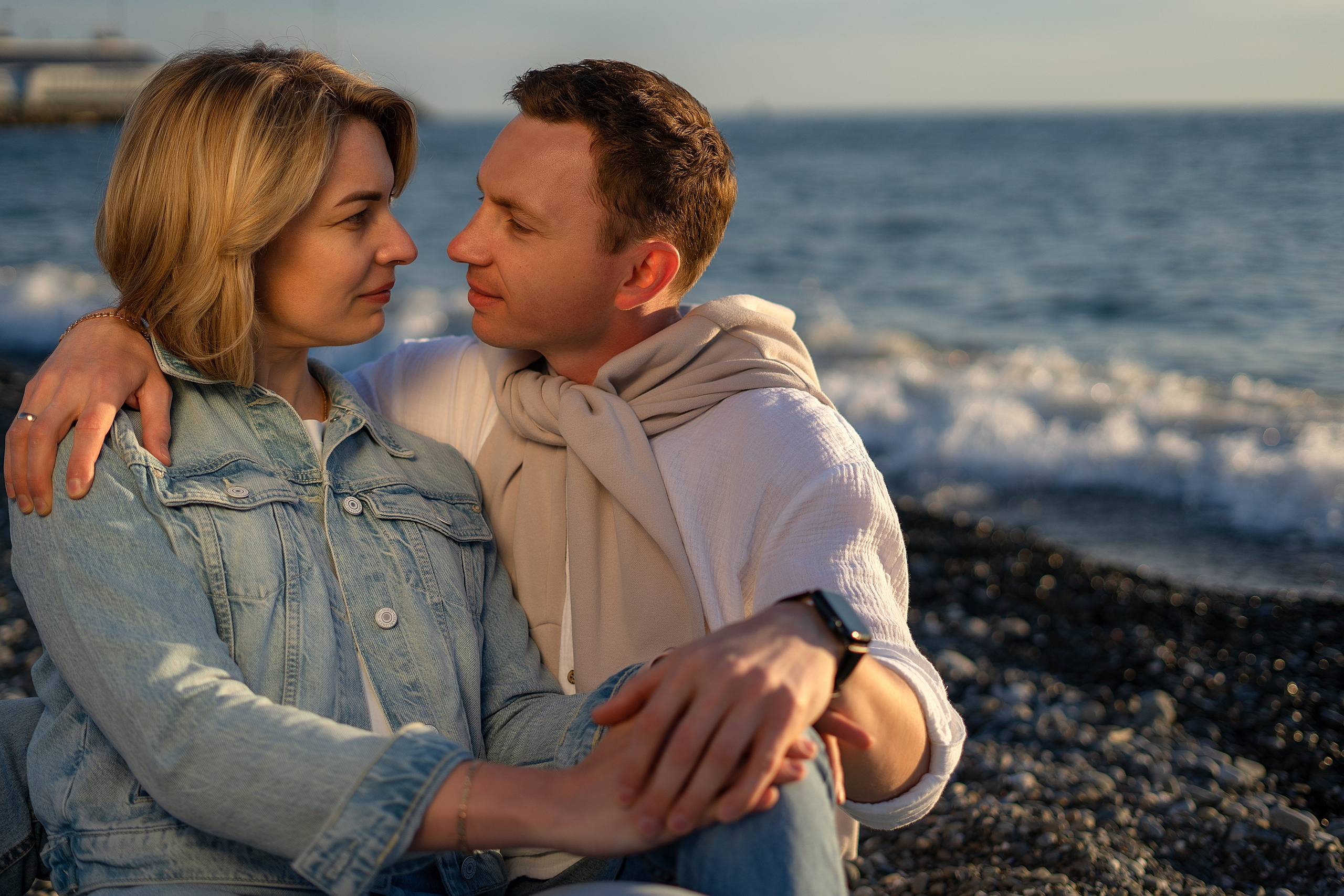 Семейная фотосессия на берегу моря. Профессиональный Фотограф в Сочи Марина Ситкина