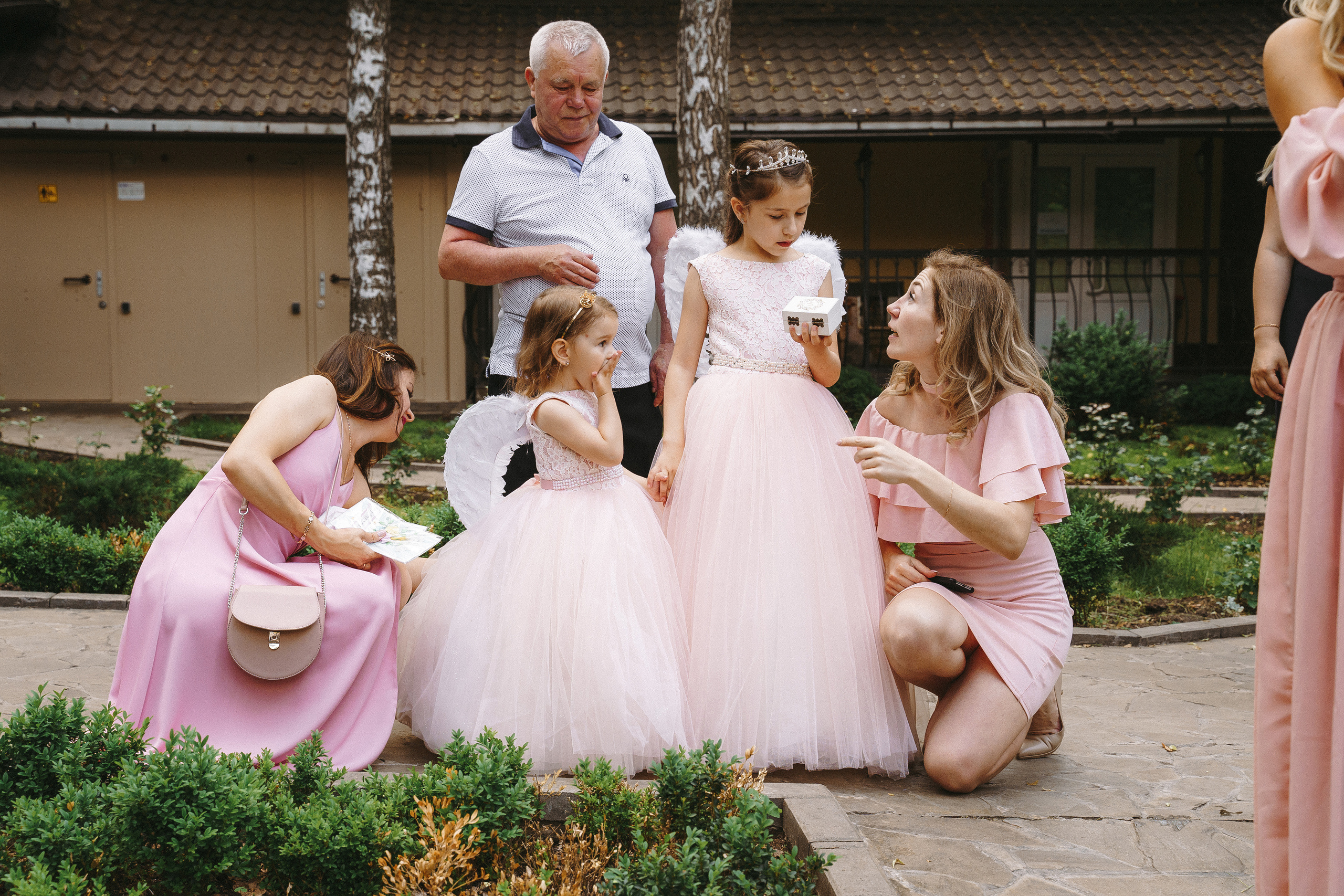 Как фотографировать девушек с большим носом?