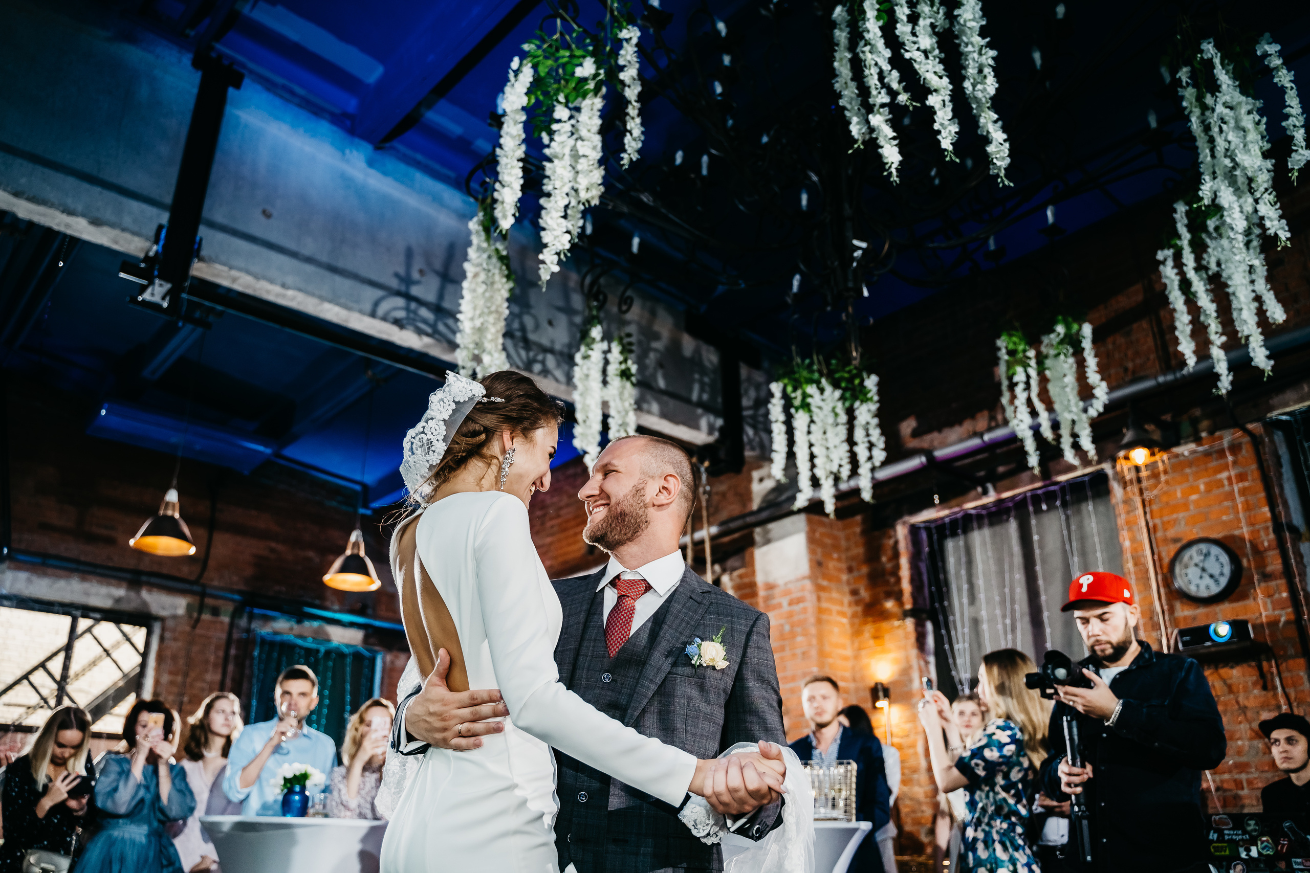 Как фотографировать в темном лофте