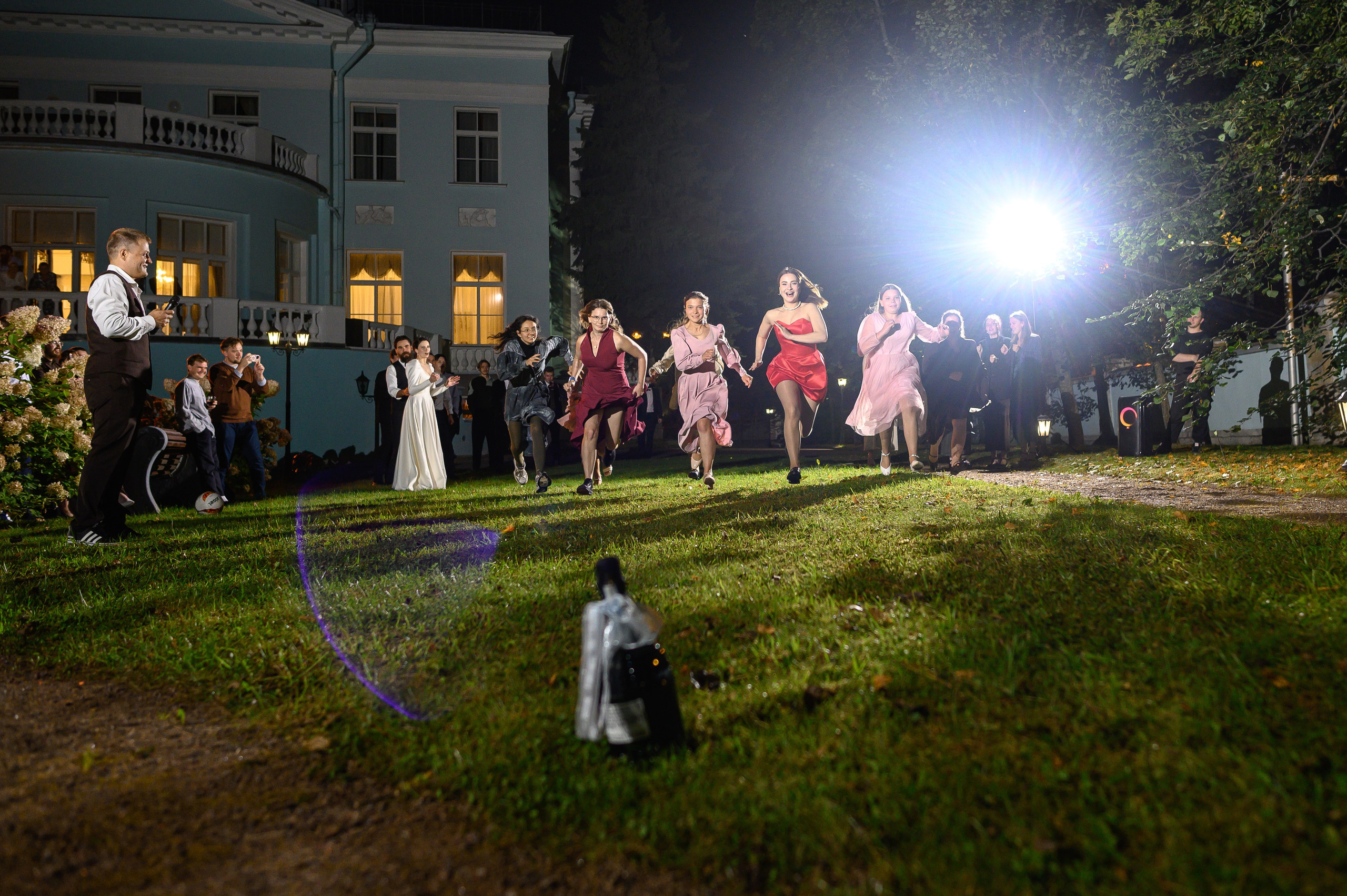 Свадебная фотосъемка в Санкт-Петербурге и Москве. Семейный и свадебный фотограф в Санкт-Петербурге Серафима Смирнова