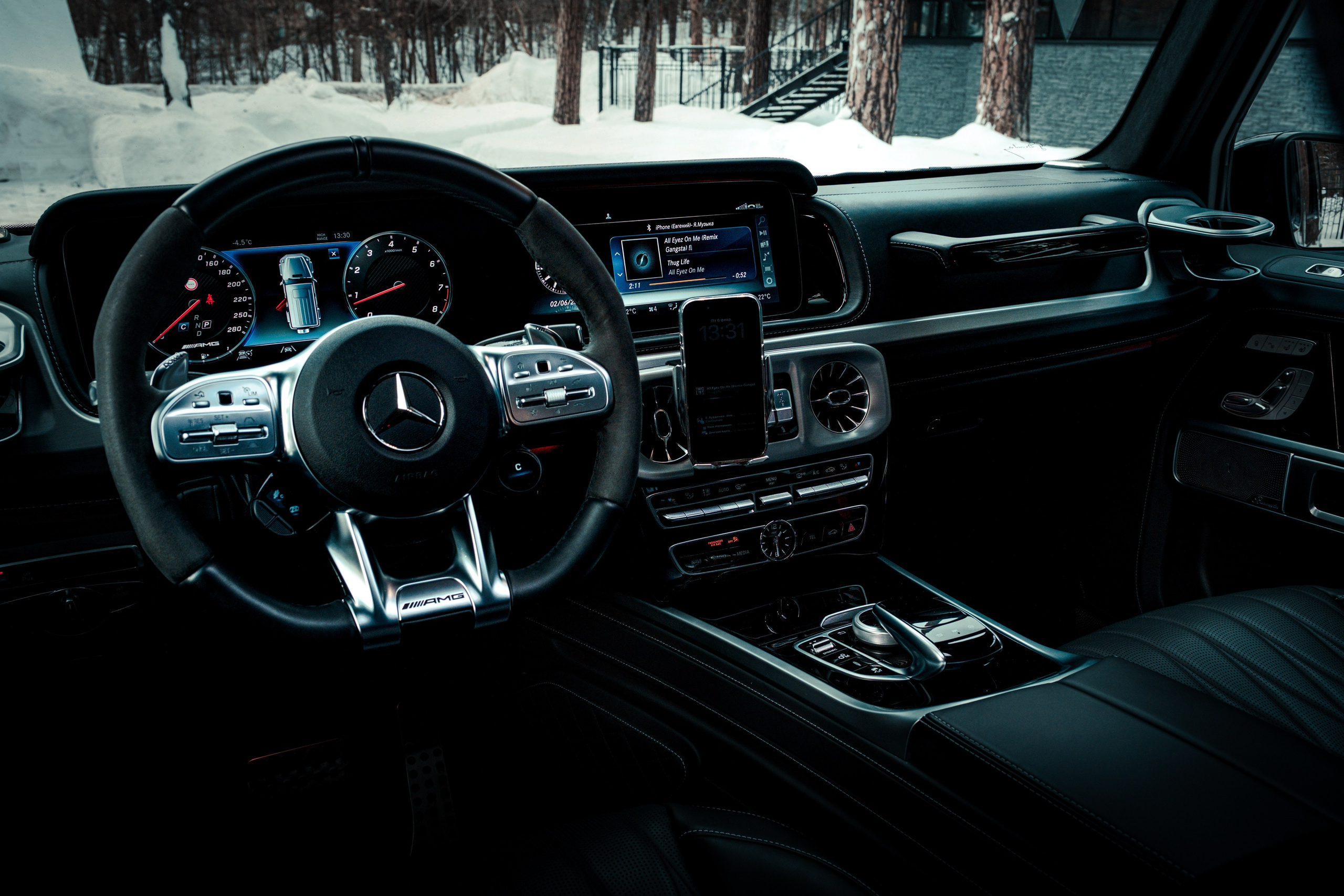 Автомобильная фотосъемка Mercedes-Benz G 63 AMG. Работа автомобильного фотографа Чанчина Владимира в&nbsp;Новосибирске. Фотосессия автомобиля на&nbsp;продажу. Фото интерьера и экстерьера 