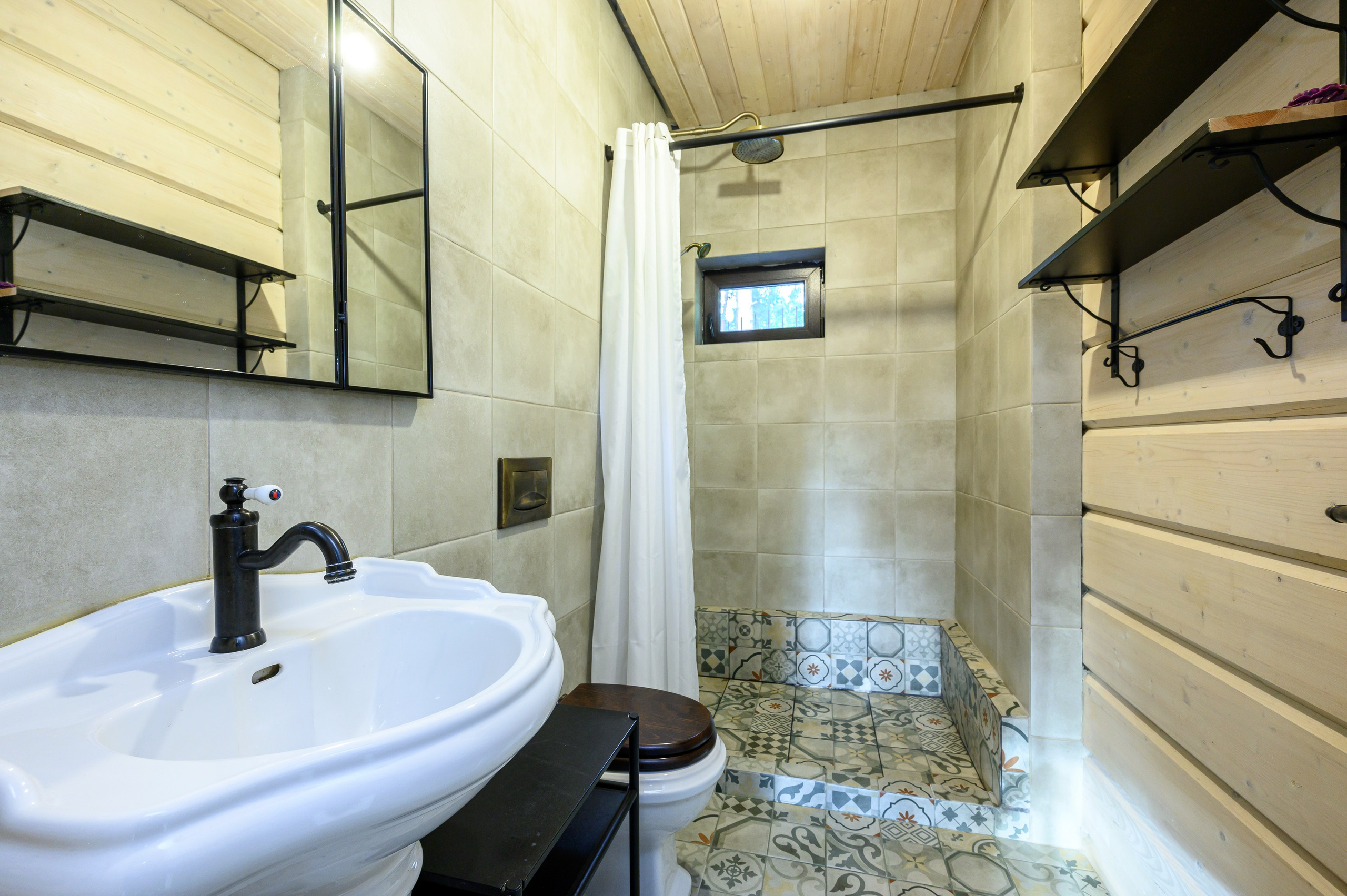 Дом на продажу в Ленинградской области. Интерьерный фотограф. Фото- видеосъемка недвижимости Санкт-Петербург