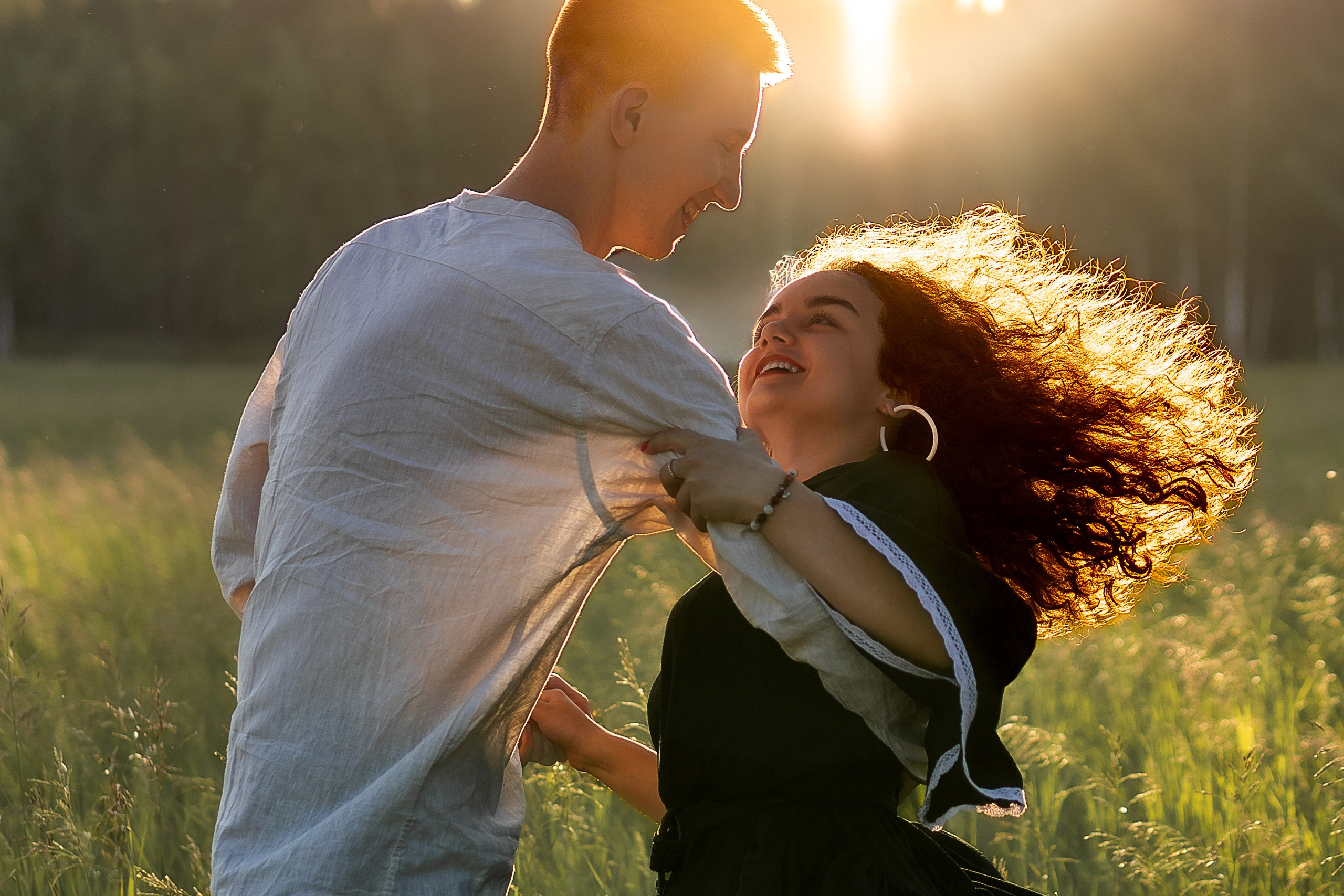 Владлен и Алина | Love story. Репортажный фотограф Екатеринбург | Яркий, качественный репортаж | Концерты, клубы, репортаж, праздники, корпоративы